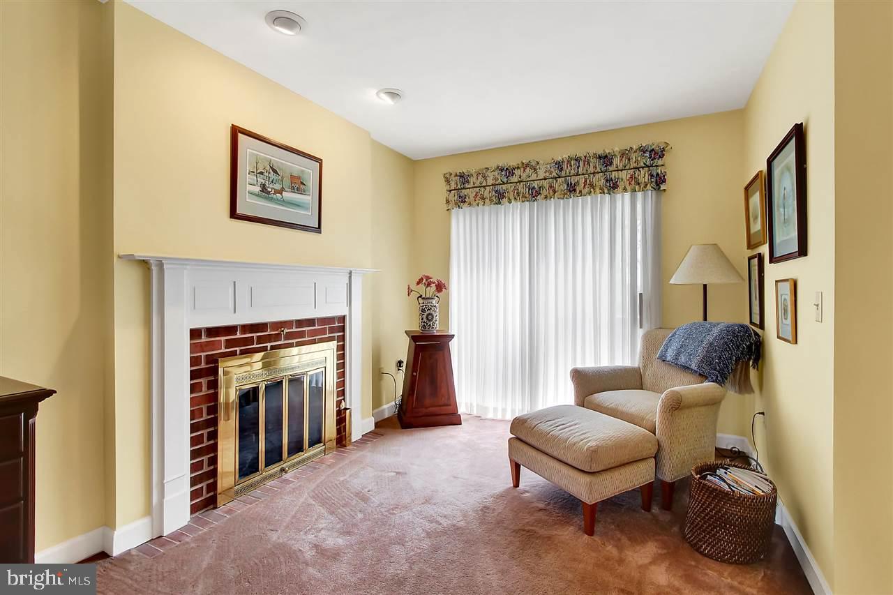 OUTDOOR COUNTRY CLUB - Residential