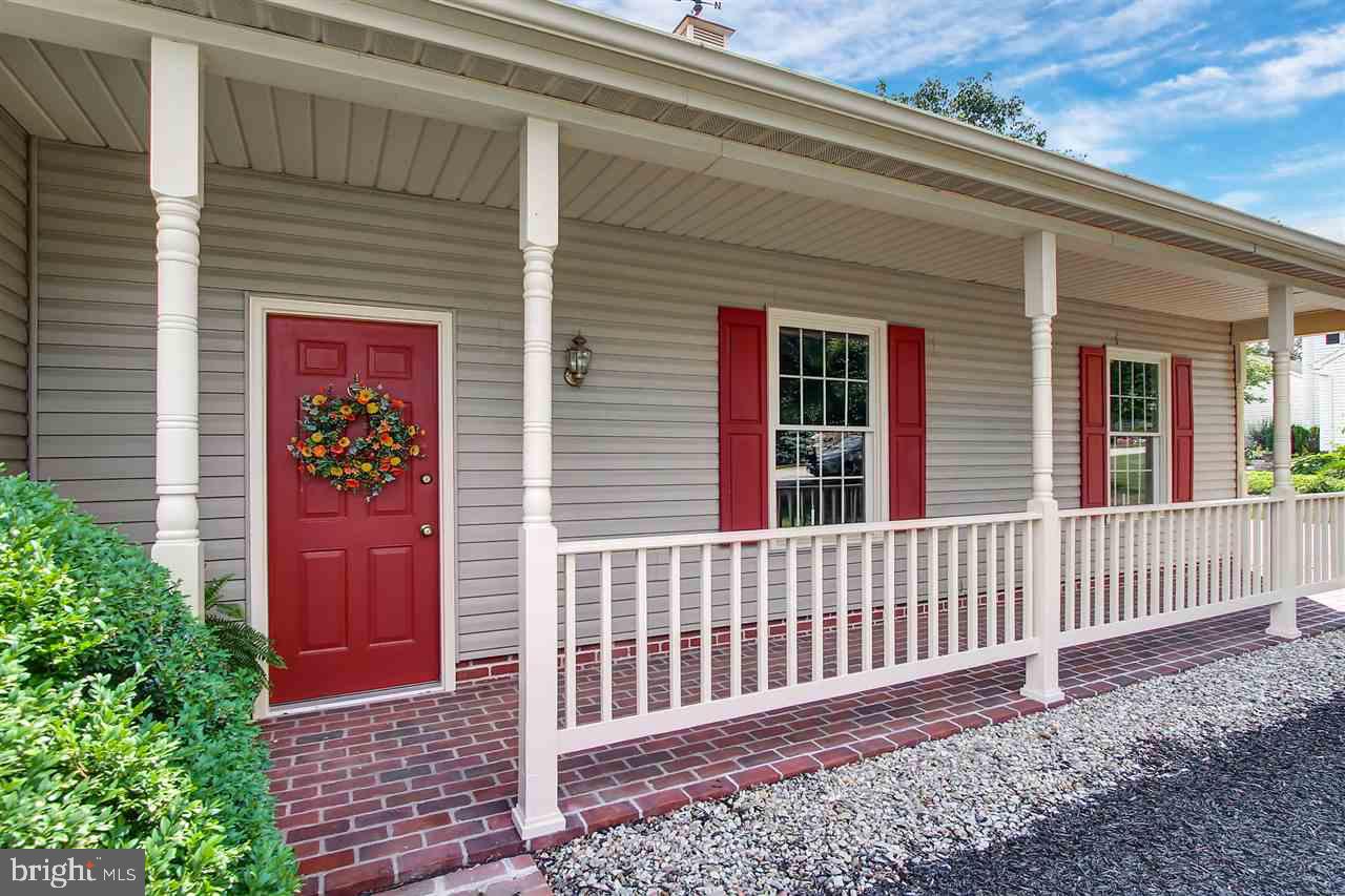 OUTDOOR COUNTRY CLUB - Residential