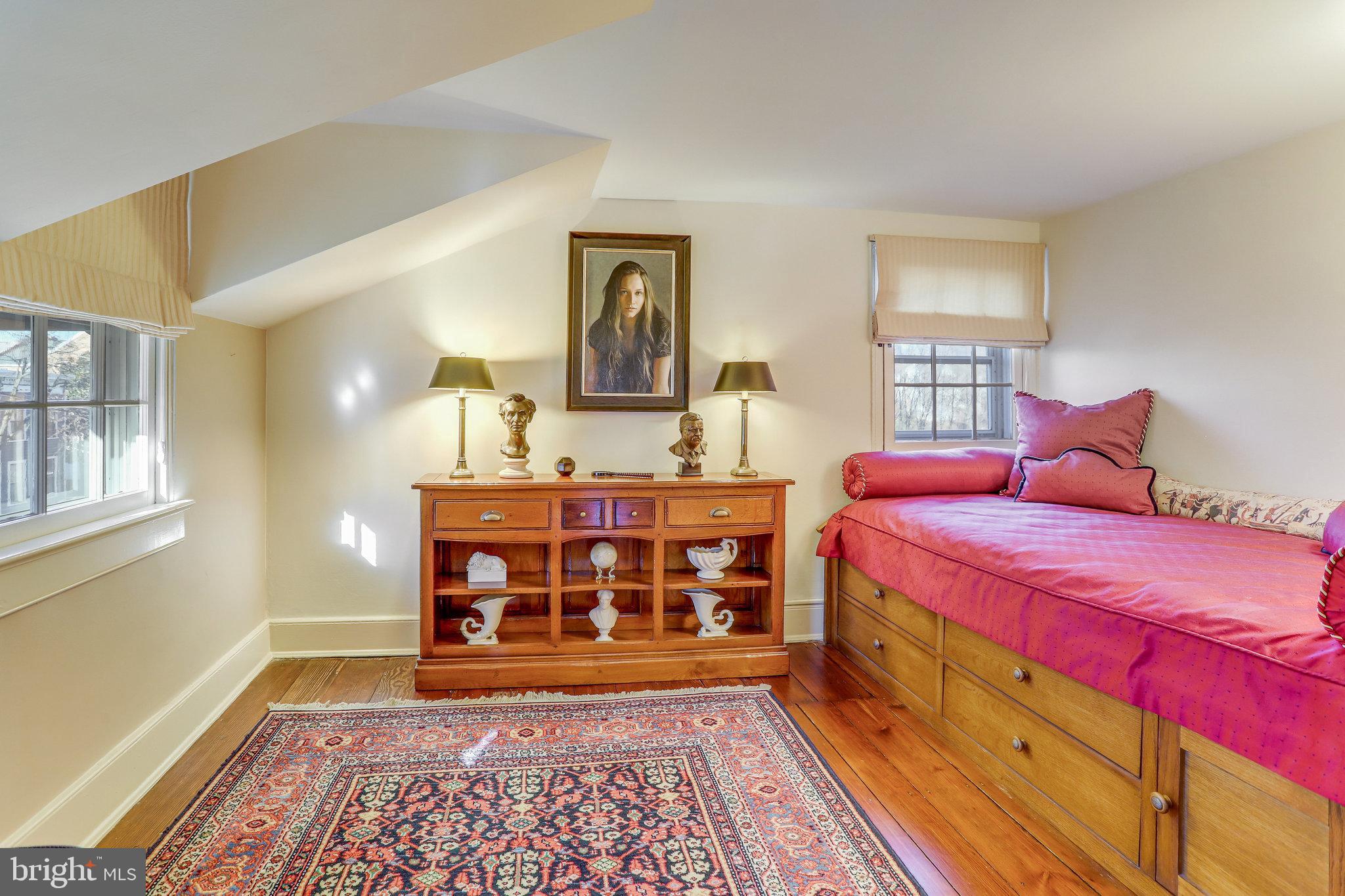 OLD TOWN - Residential