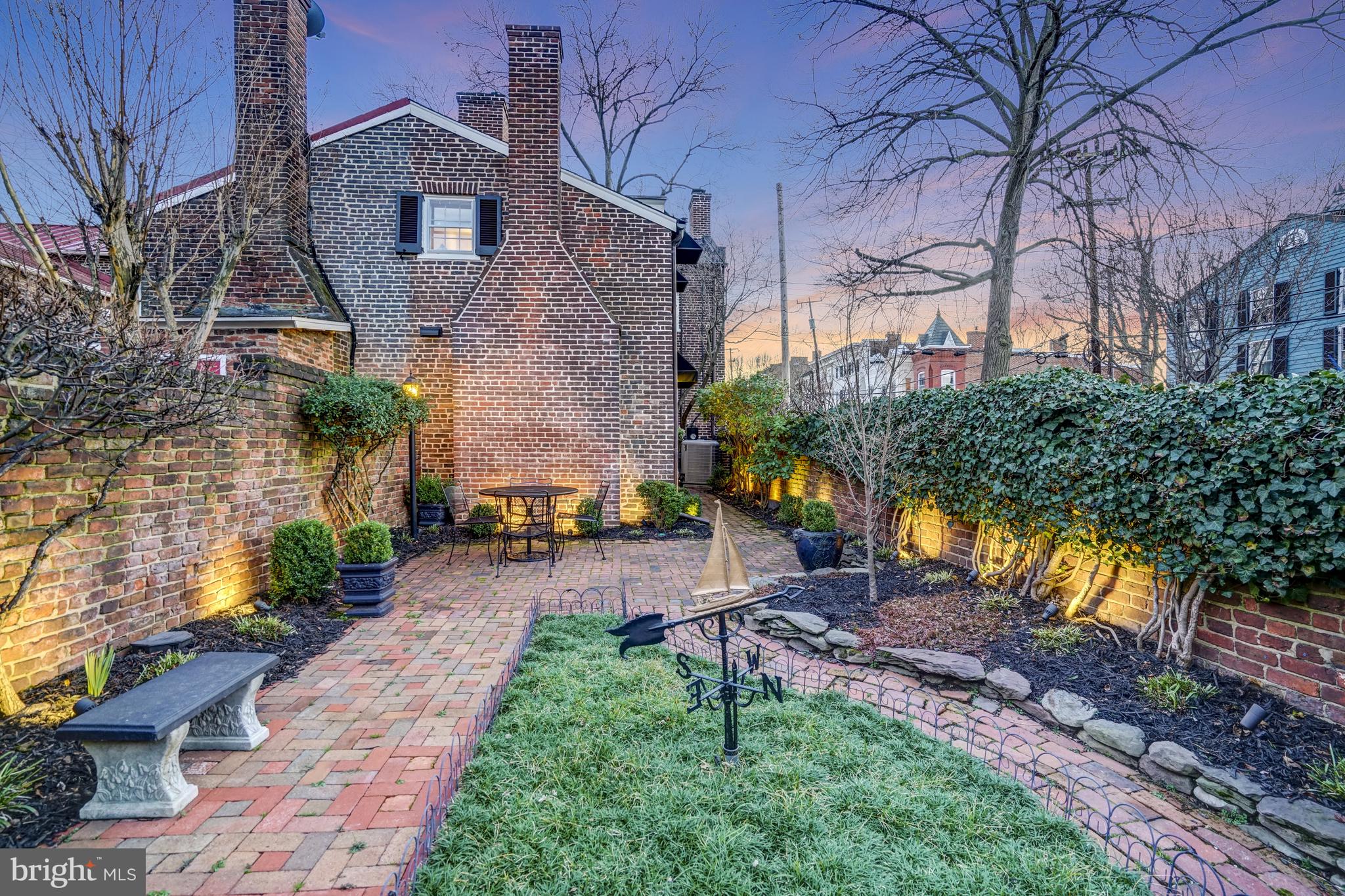 OLD TOWN - Residential