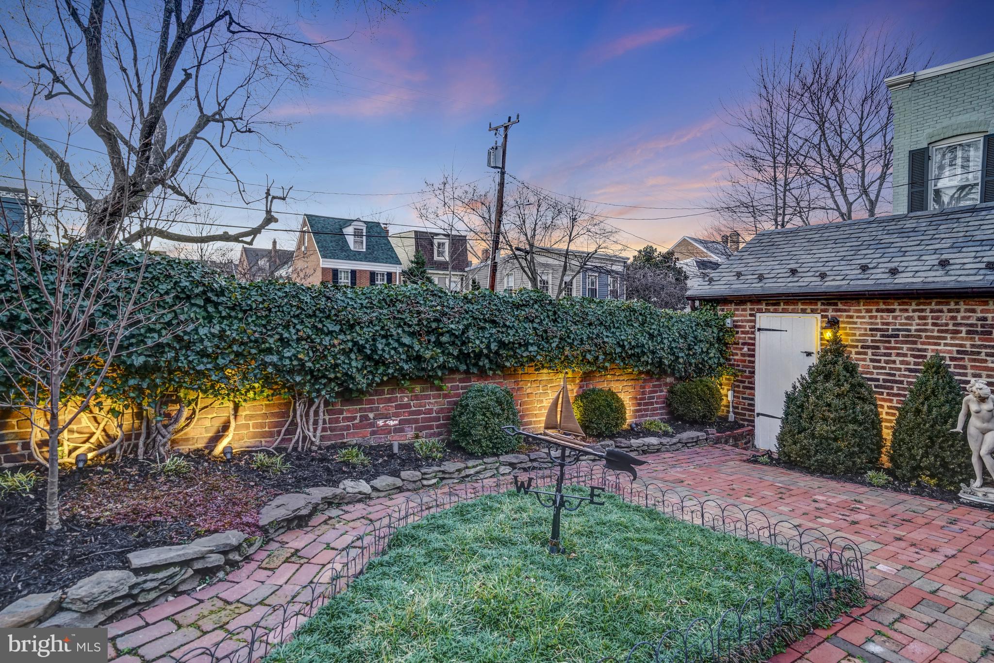 OLD TOWN - Residential