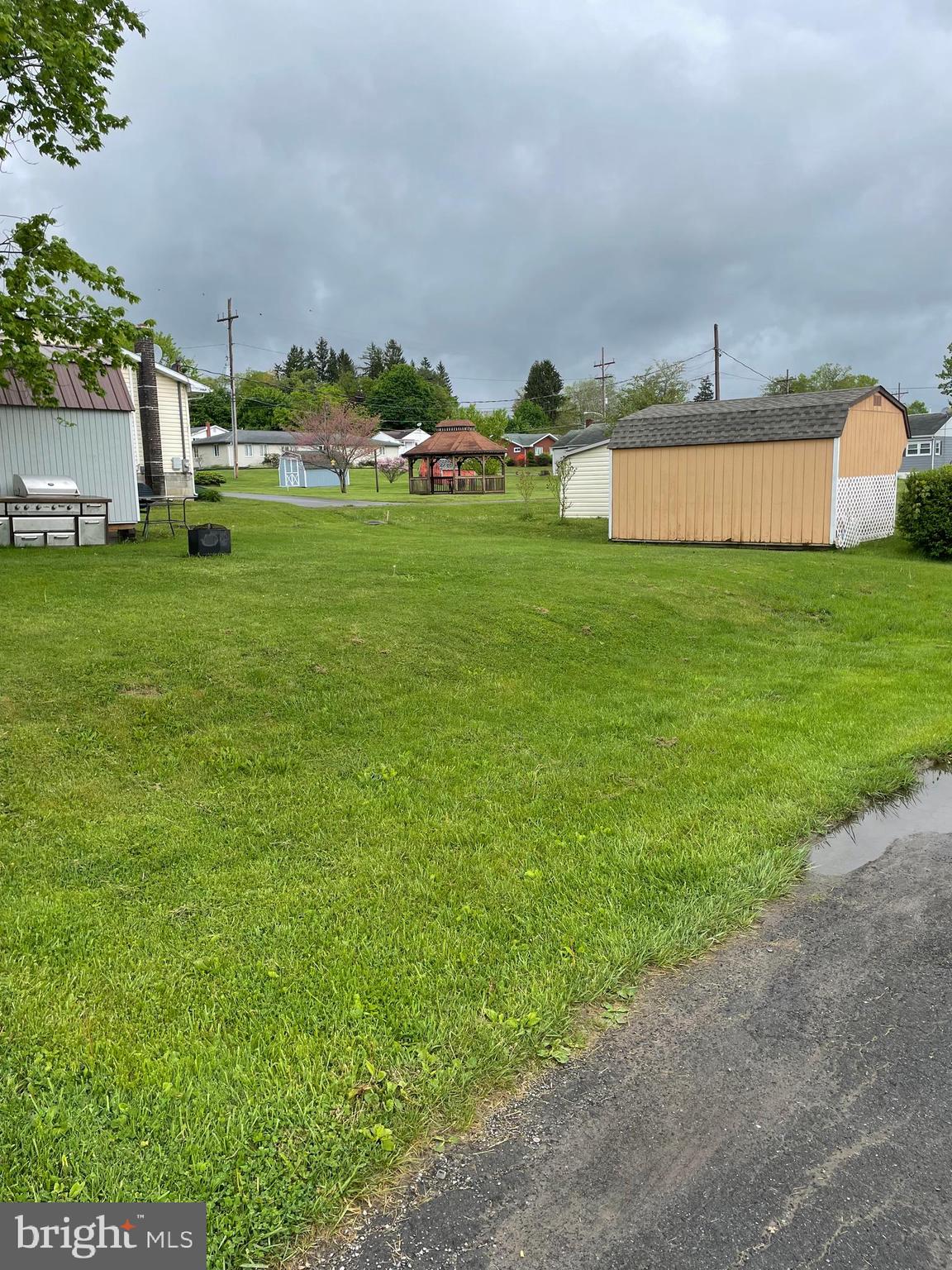 CHESTER HILL - Residential