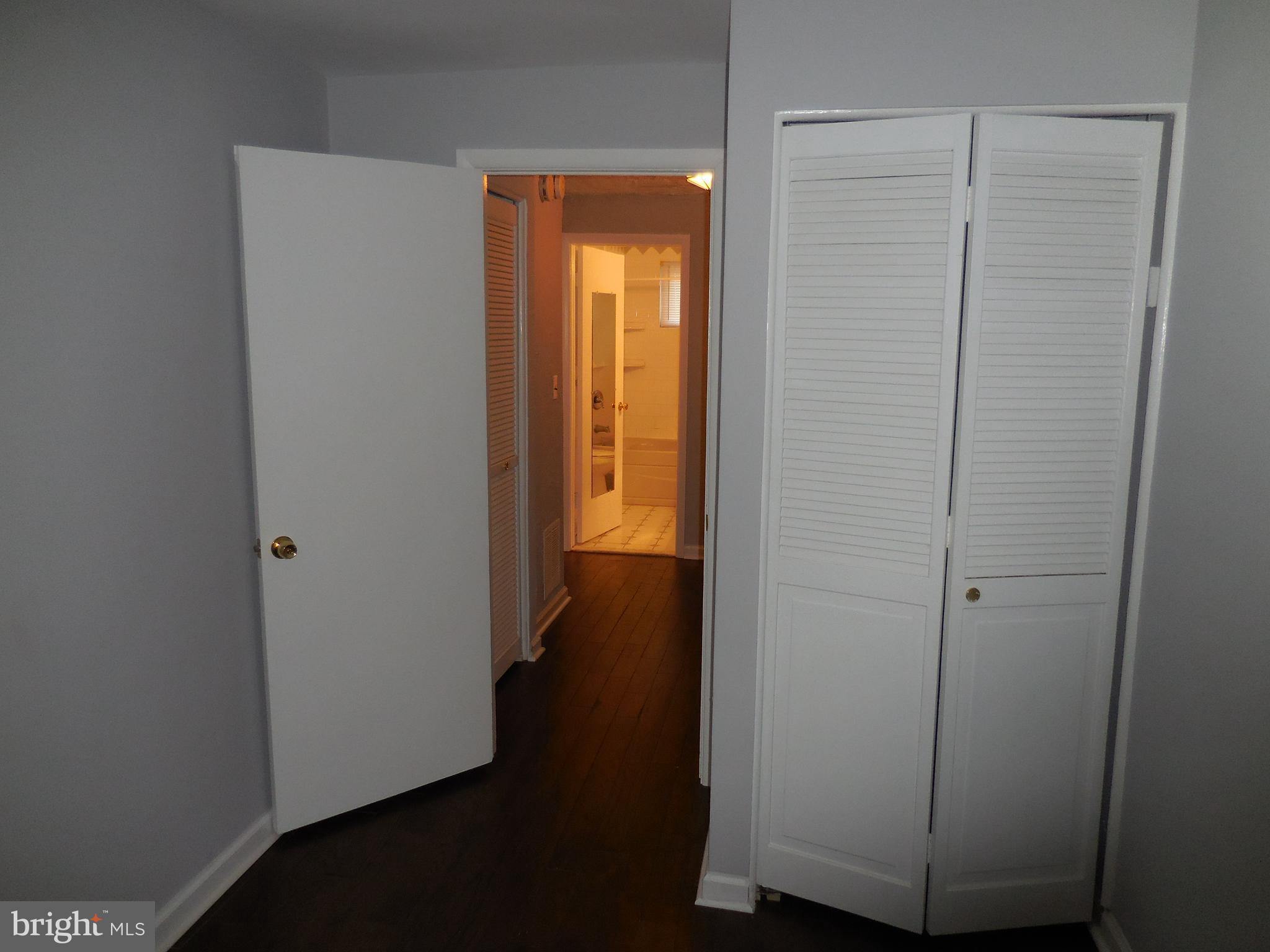 HAWTHORNE - Residential Lease