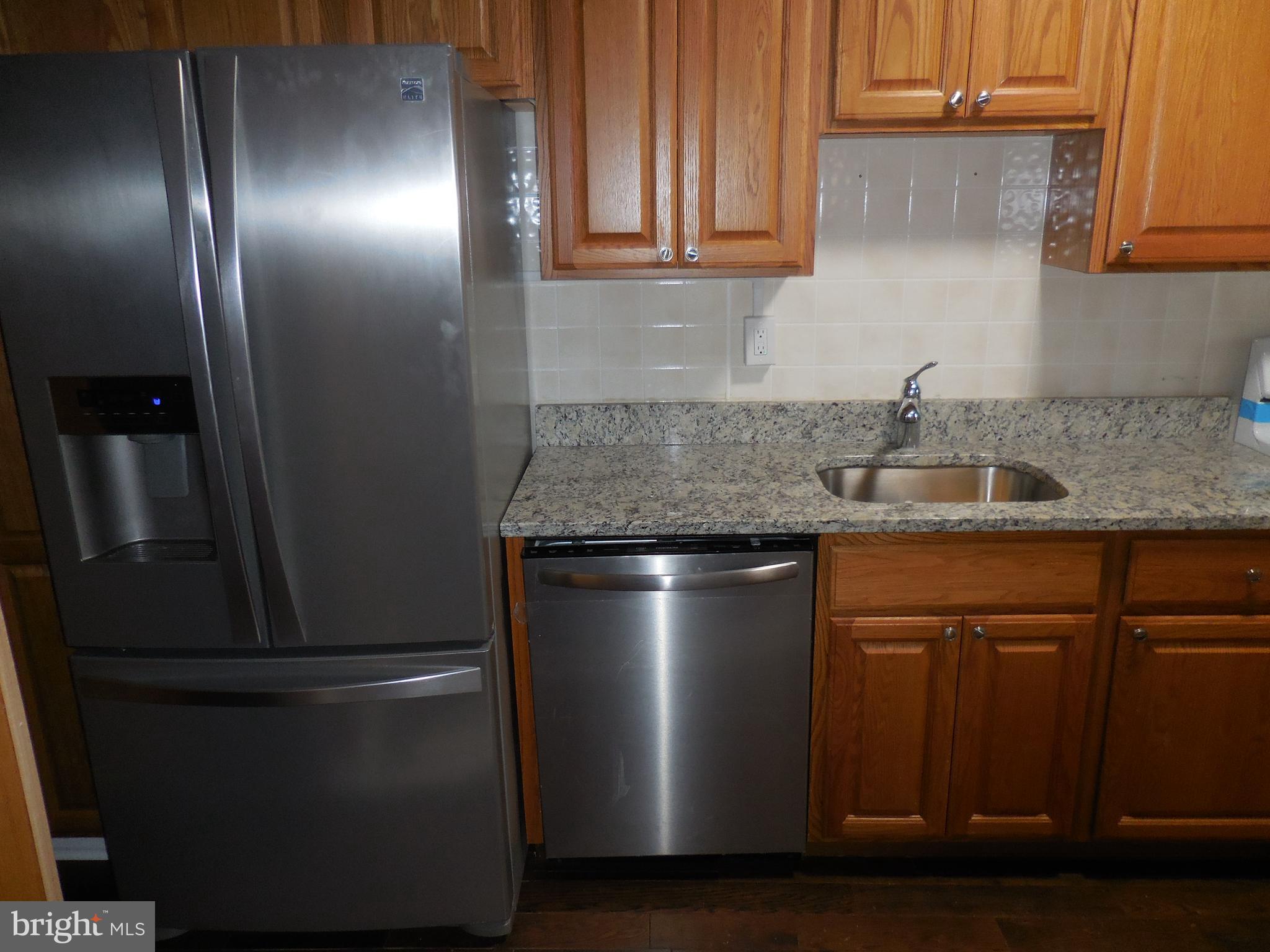 HAWTHORNE - Residential Lease