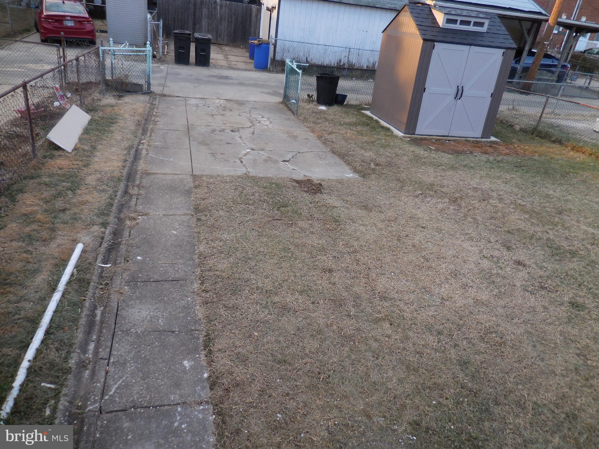 HAWTHORNE - Residential Lease