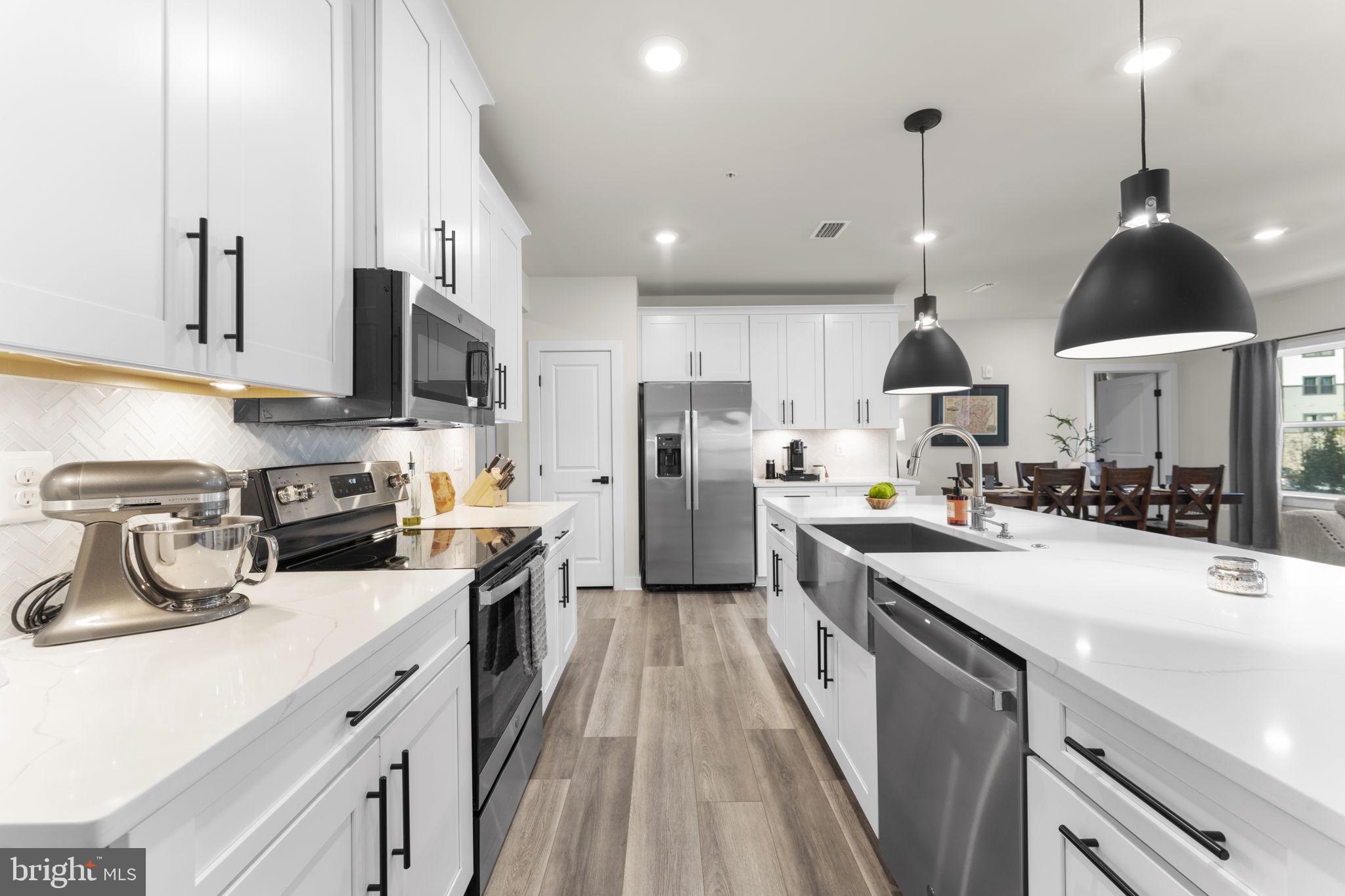 WOODLAND PARK STATION - Residential