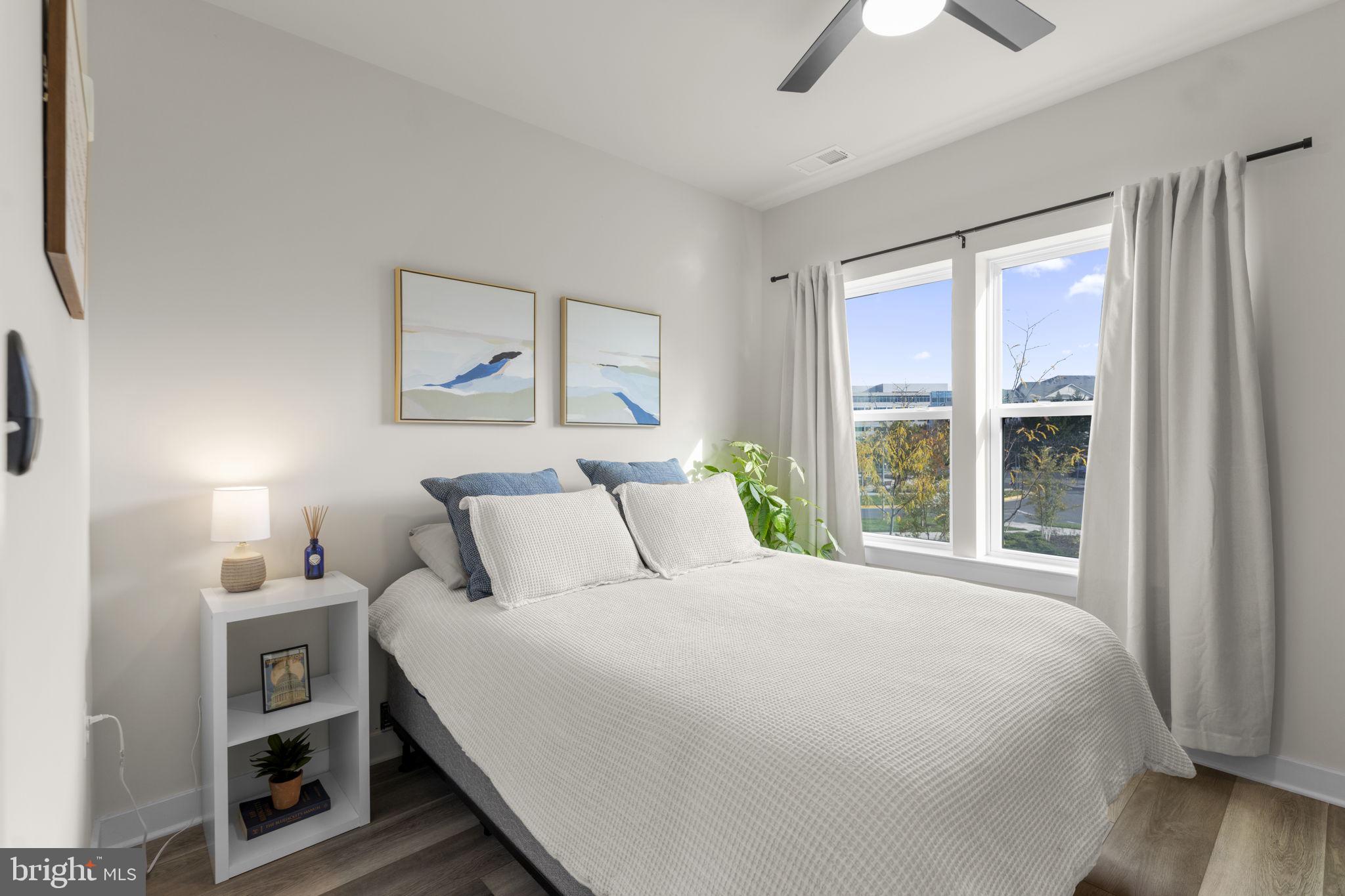 WOODLAND PARK STATION - Residential