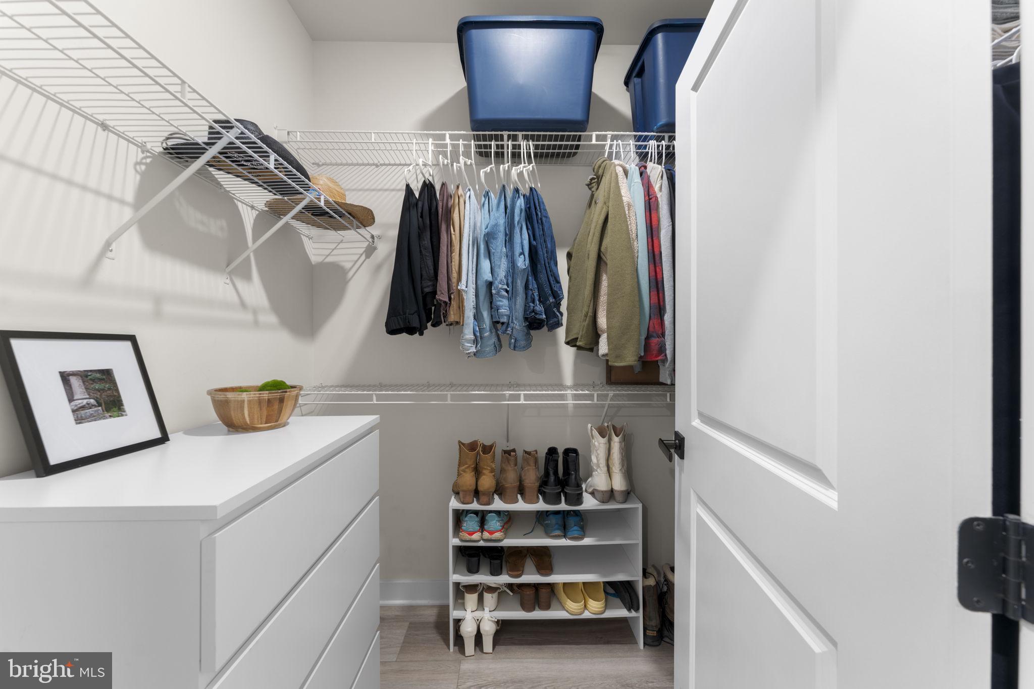 WOODLAND PARK STATION - Residential