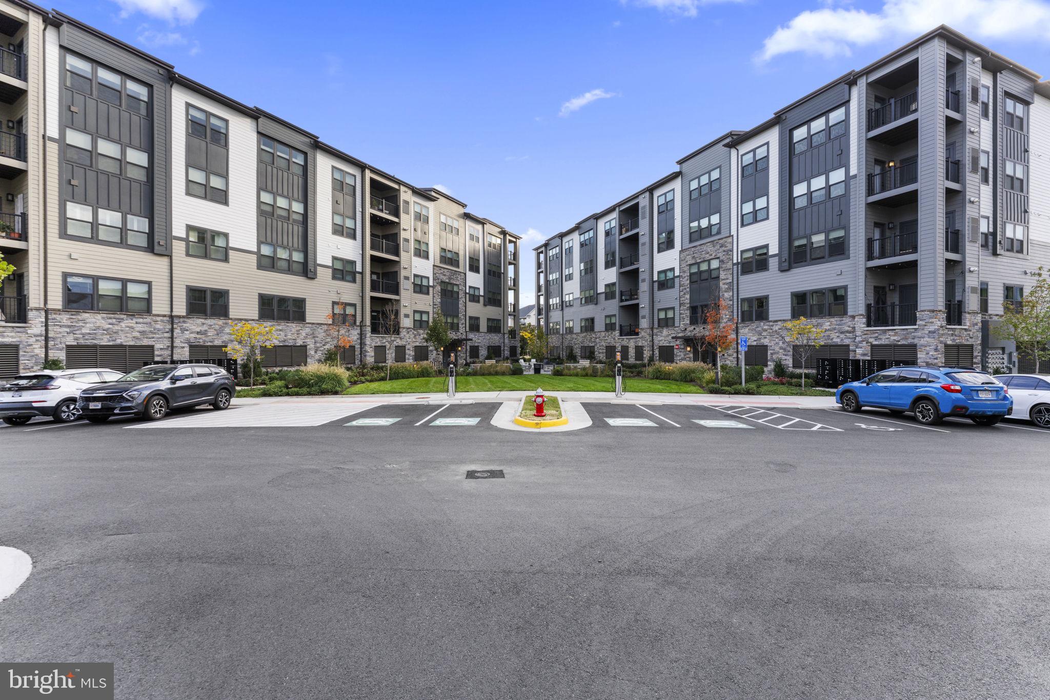 WOODLAND PARK STATION - Residential