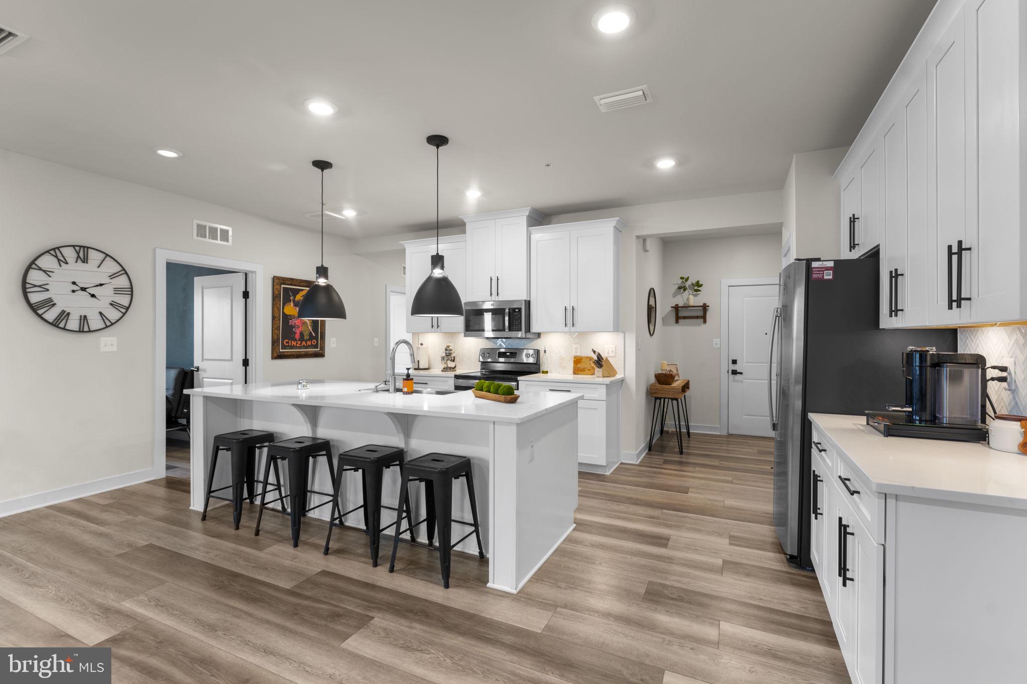 WOODLAND PARK STATION - Residential