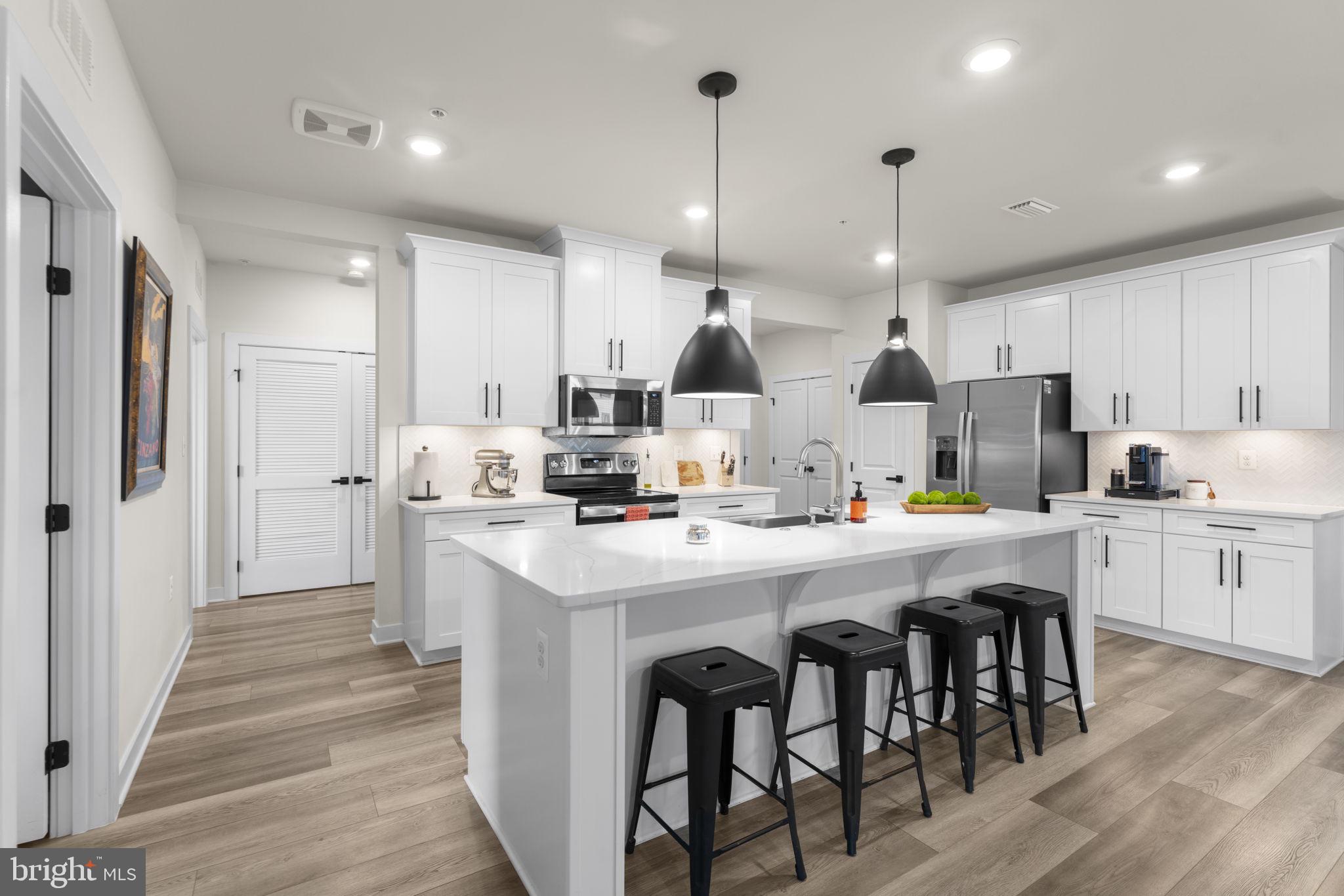 WOODLAND PARK STATION - Residential