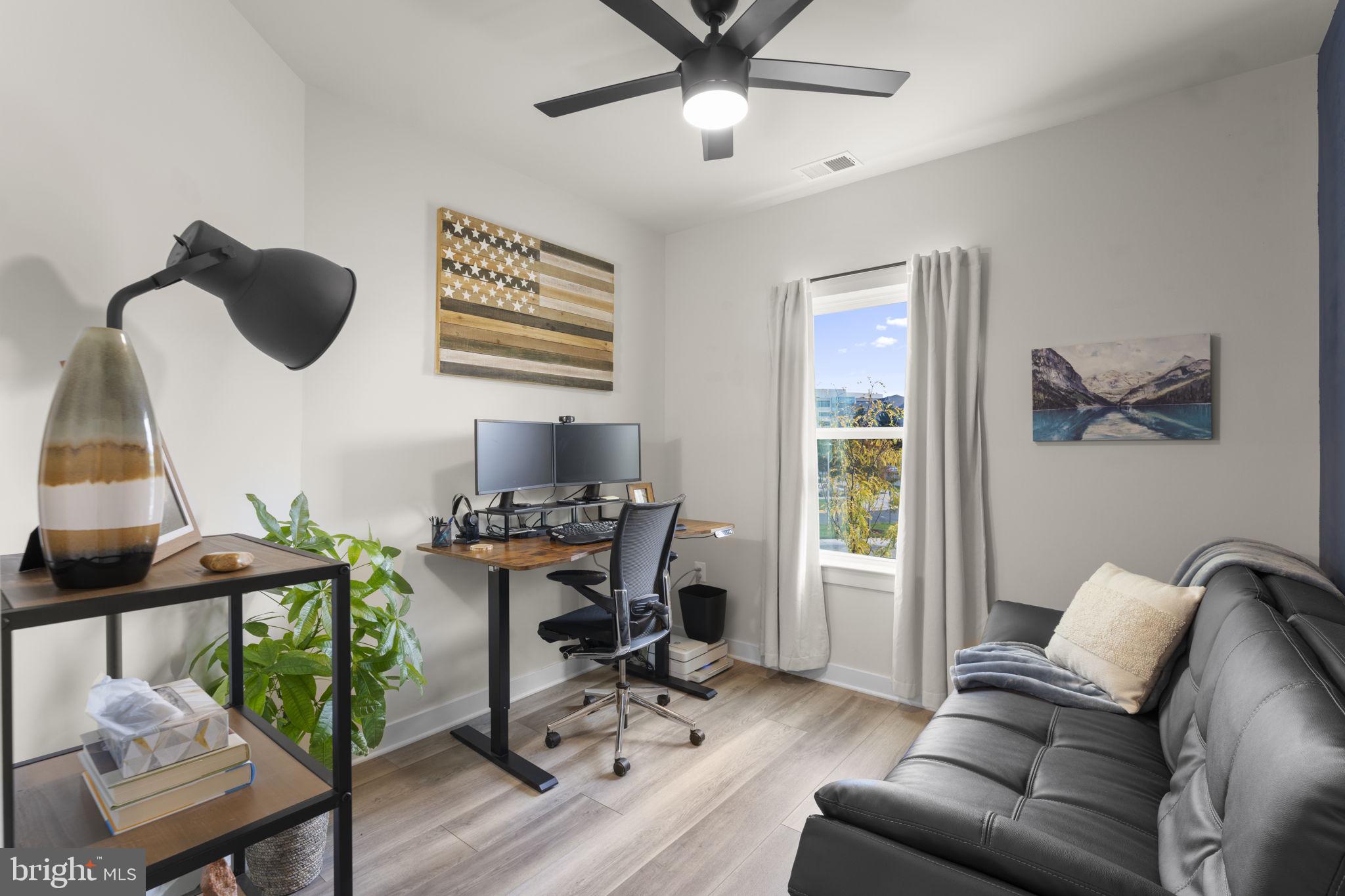 WOODLAND PARK STATION - Residential