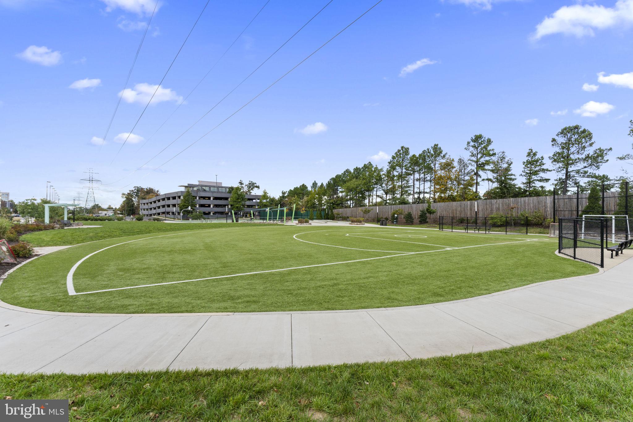 WOODLAND PARK STATION - Residential