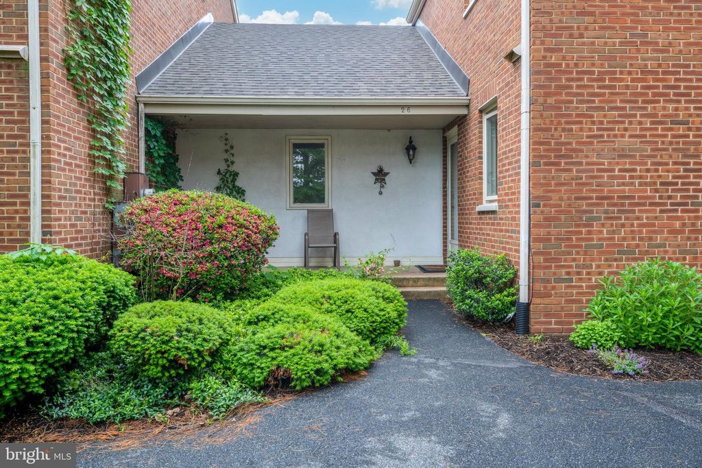 Photo of 26 Apple Lane, MOUNTVILLE, PA 17554 (MLS # PALA2069662)