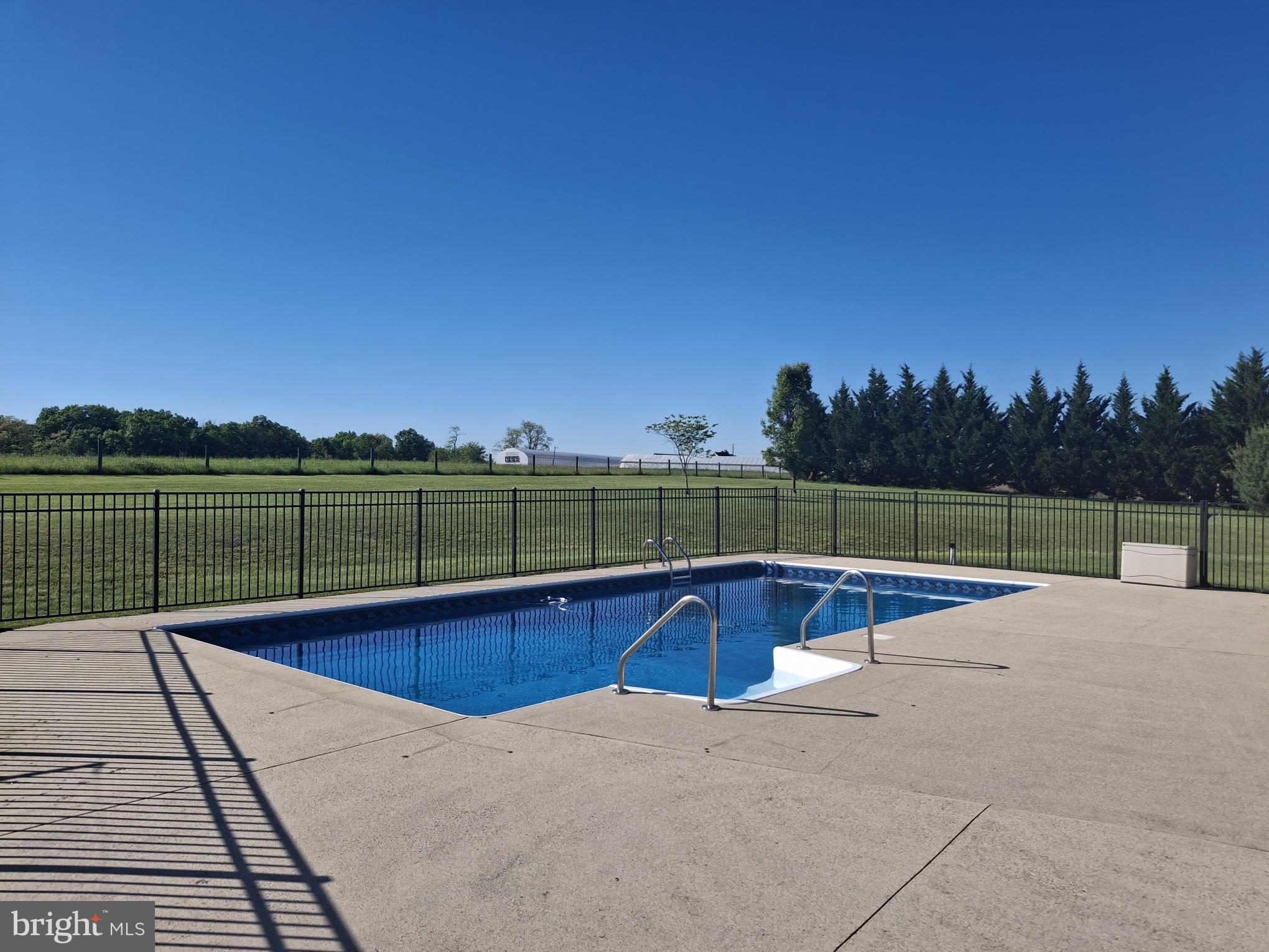 BELMONT ROAD - Residential