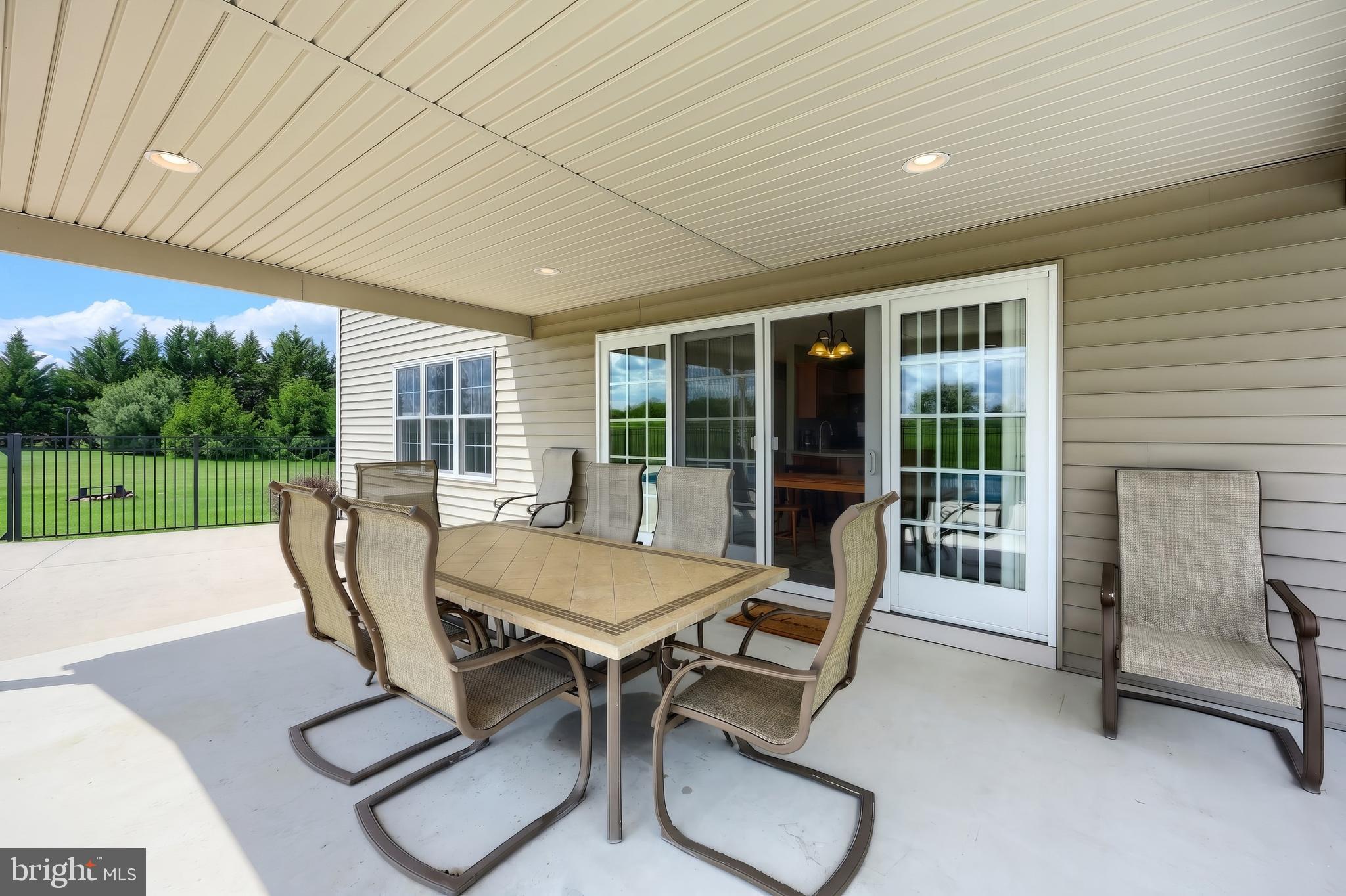 BELMONT ROAD - Residential