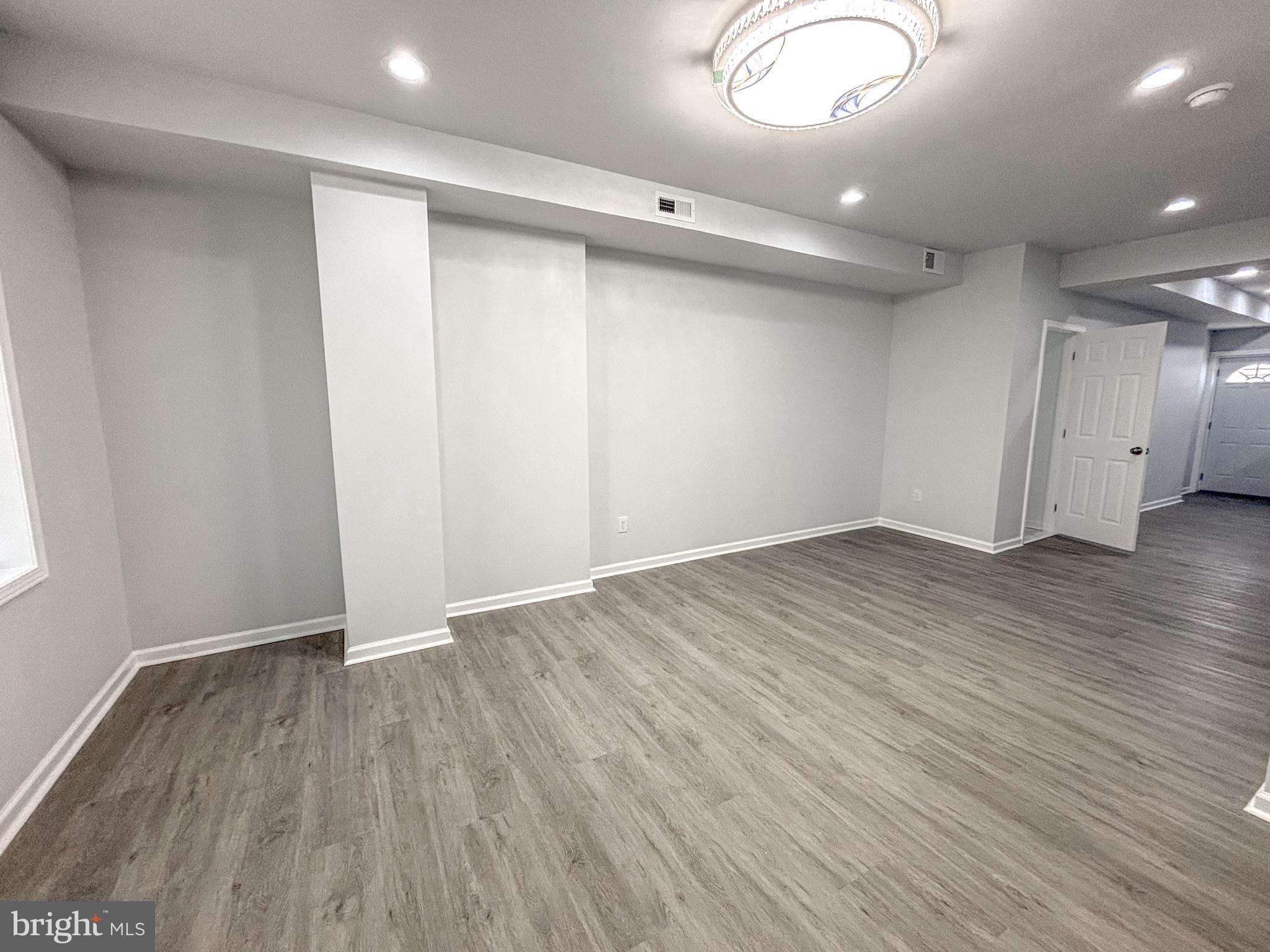 GRAYS FERRY - Residential Lease