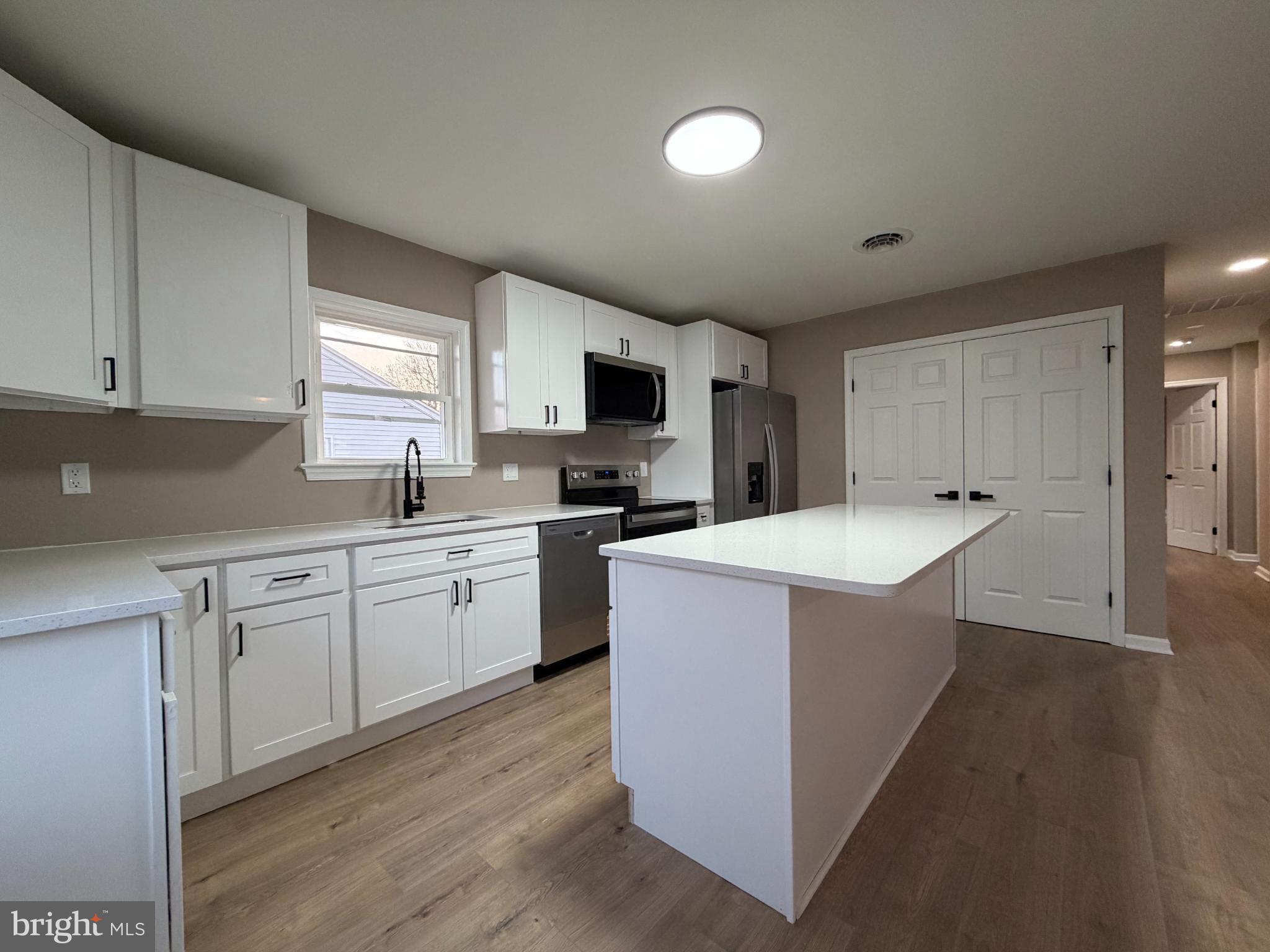 HARBOR VIEW - Residential