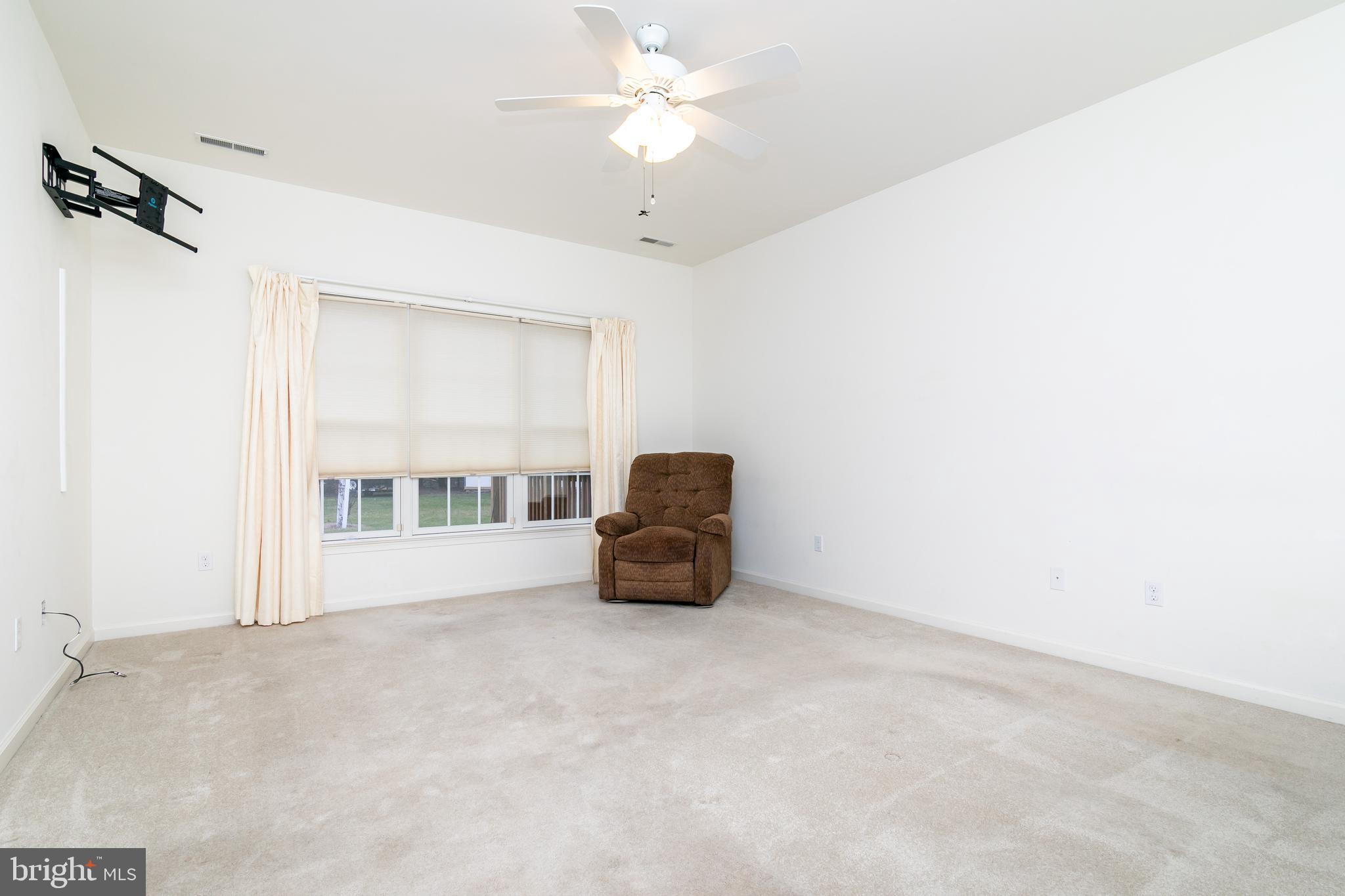 SHADY BROOK MANOR - Residential