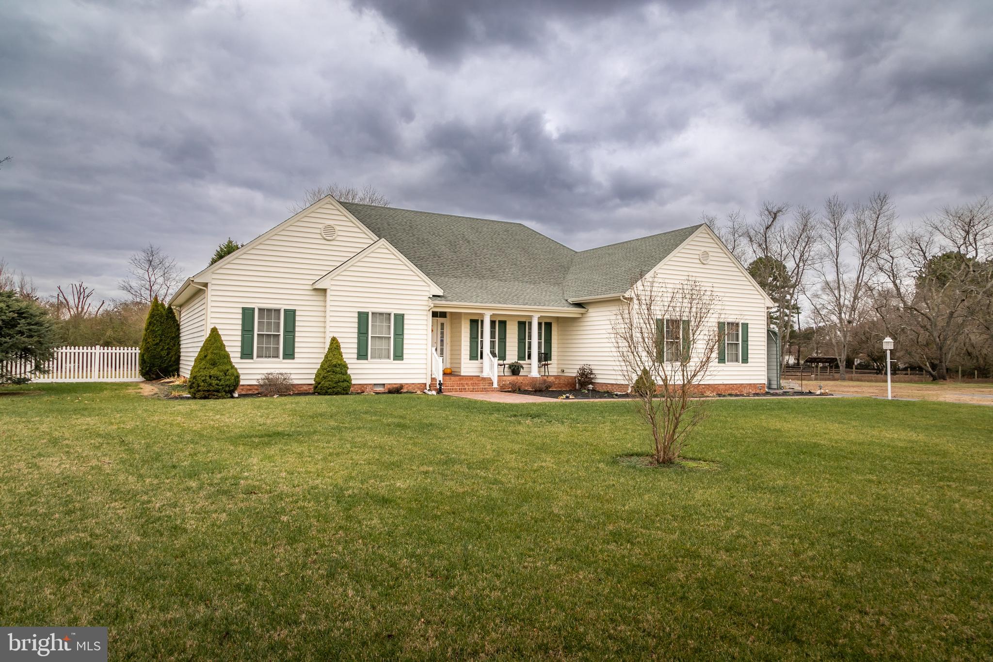 SHADY BROOK MANOR - Residential
