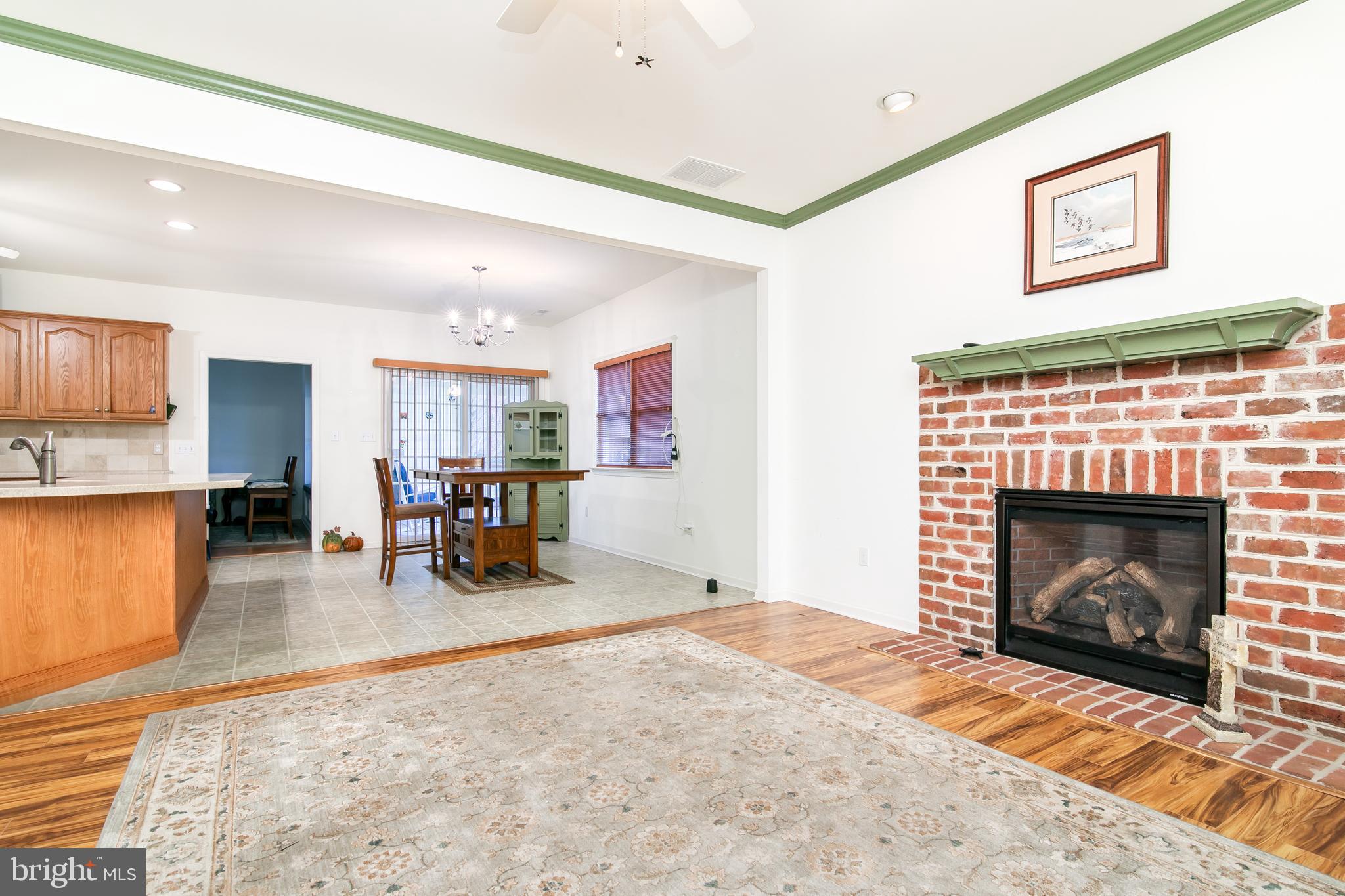 SHADY BROOK MANOR - Residential