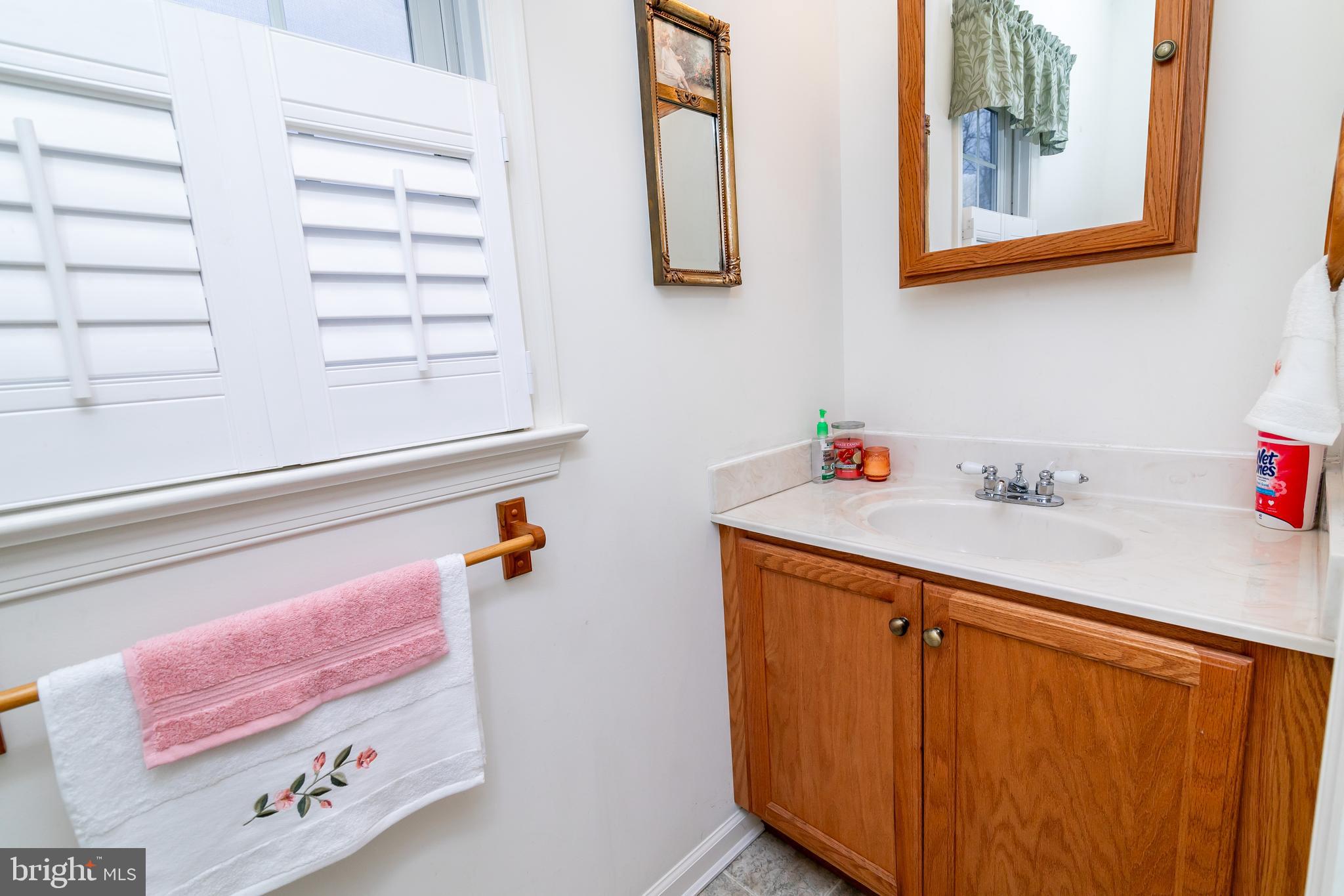 SHADY BROOK MANOR - Residential