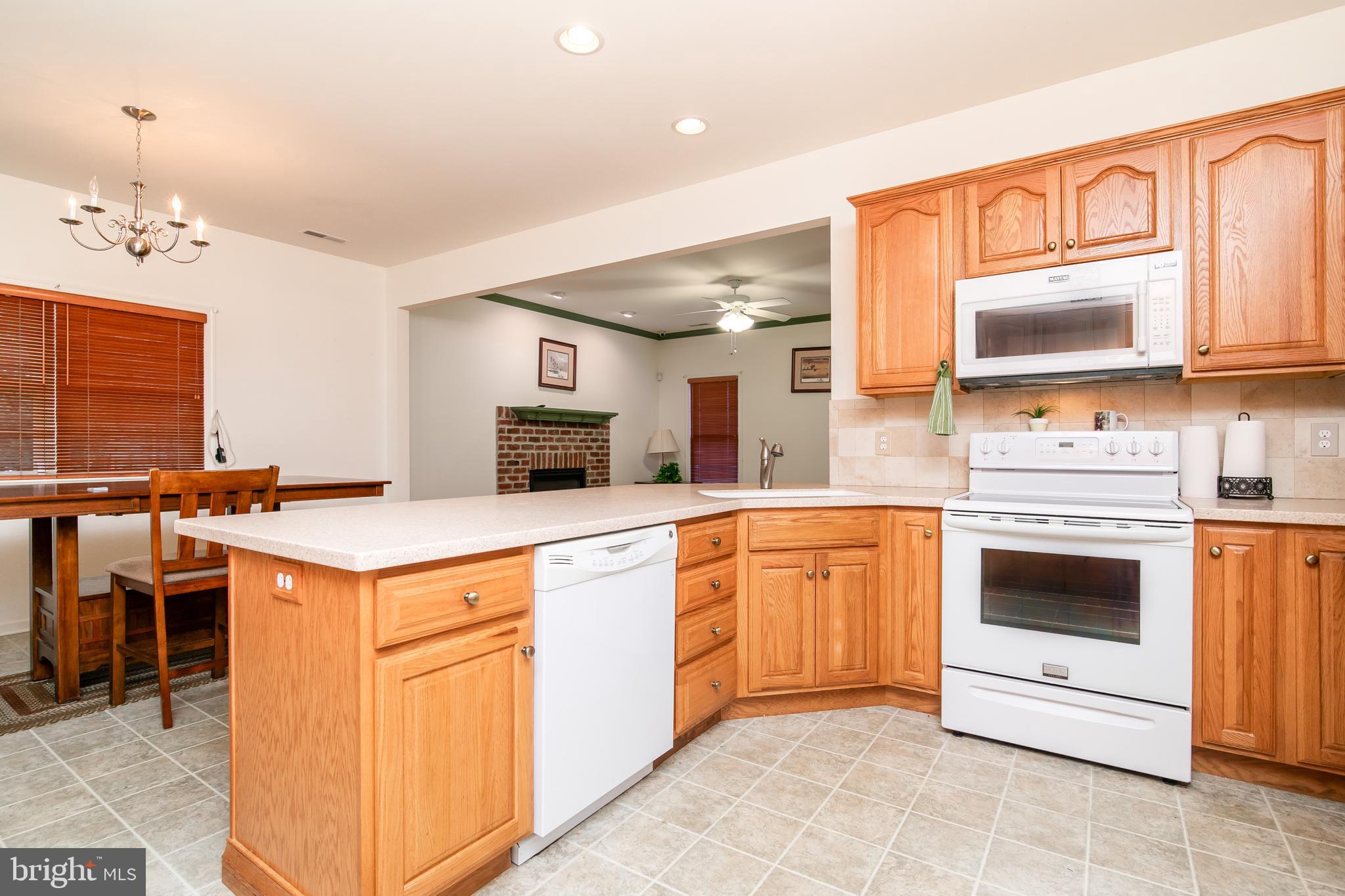 SHADY BROOK MANOR - Residential