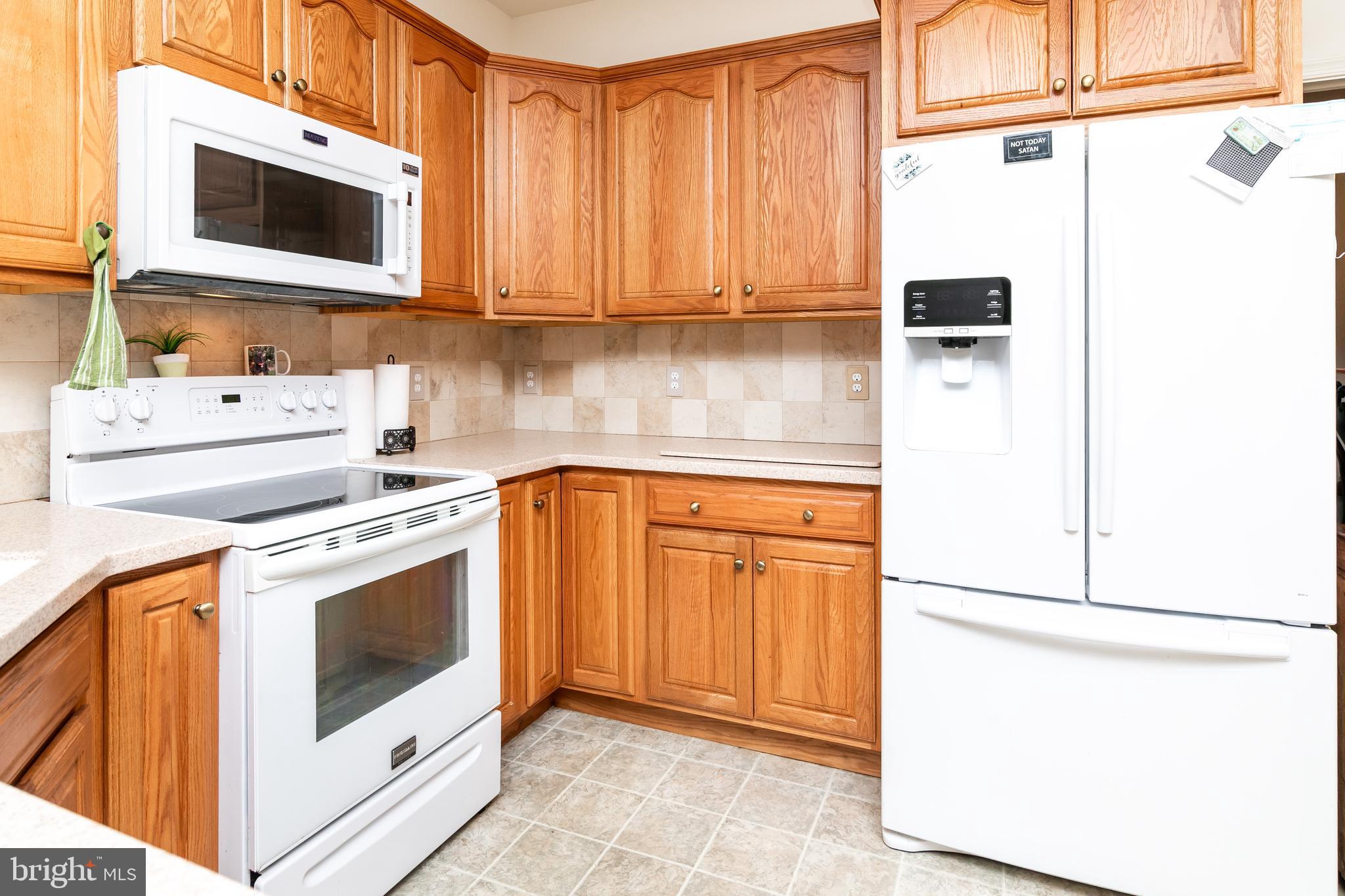 SHADY BROOK MANOR - Residential