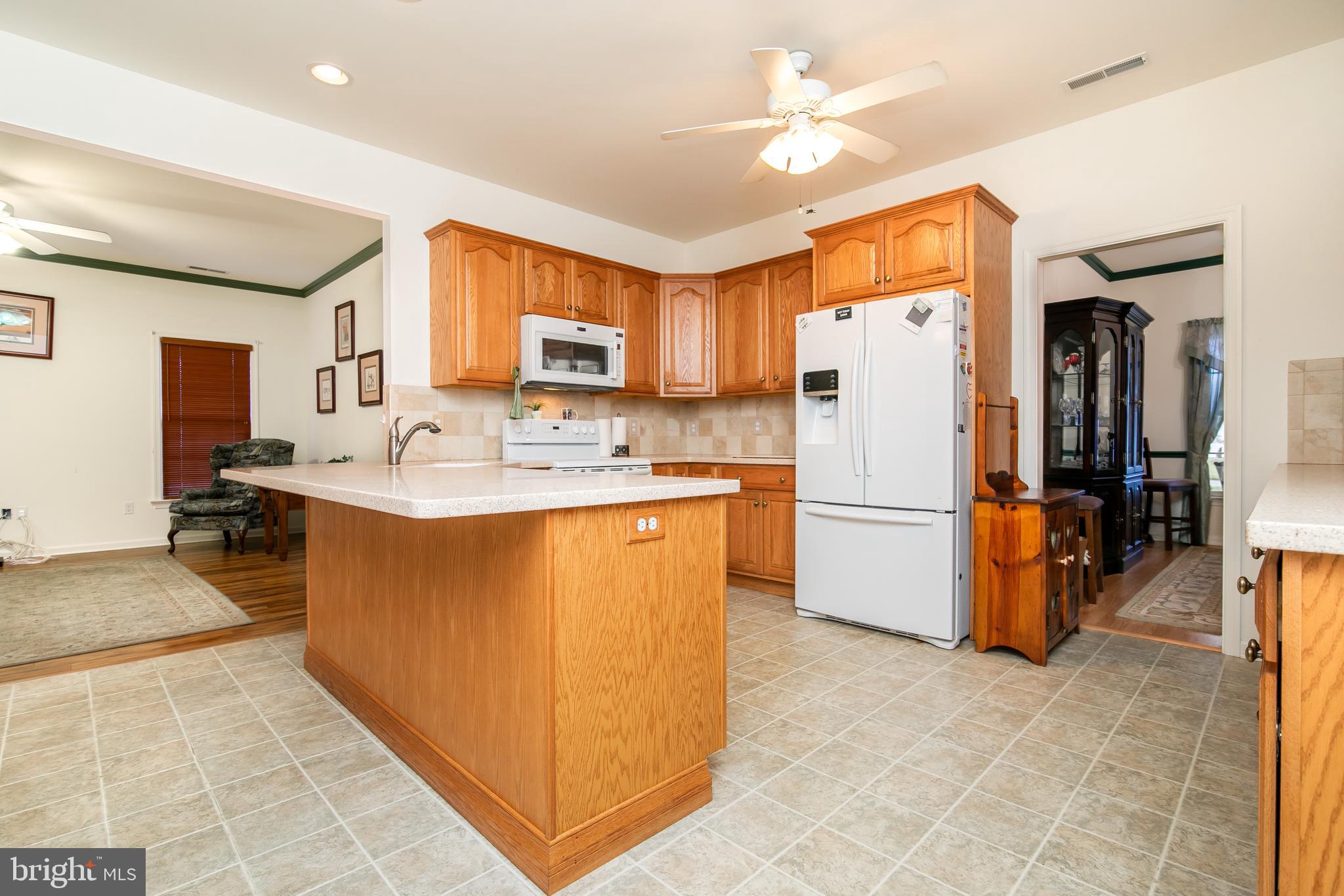 SHADY BROOK MANOR - Residential