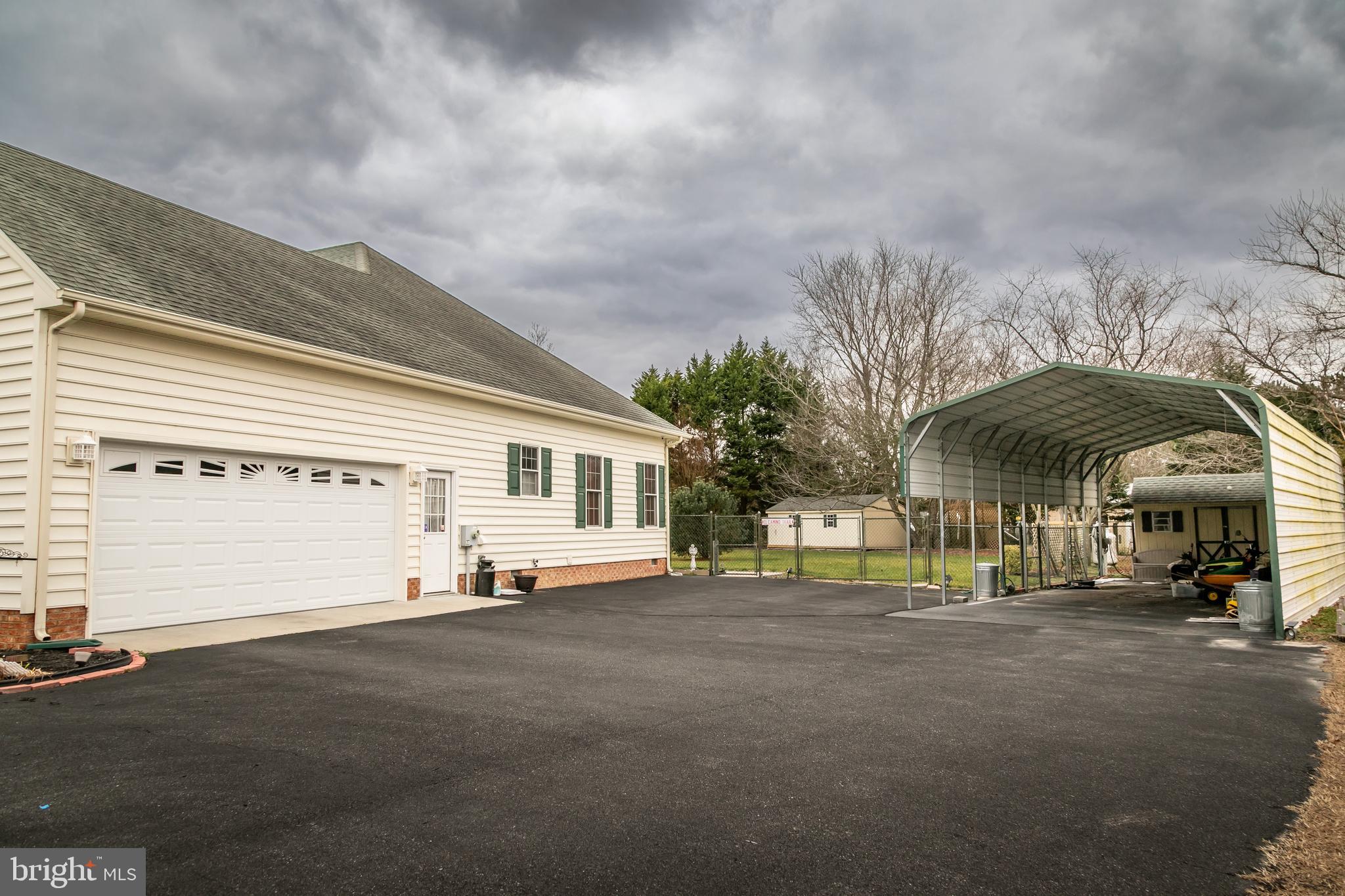 SHADY BROOK MANOR - Residential