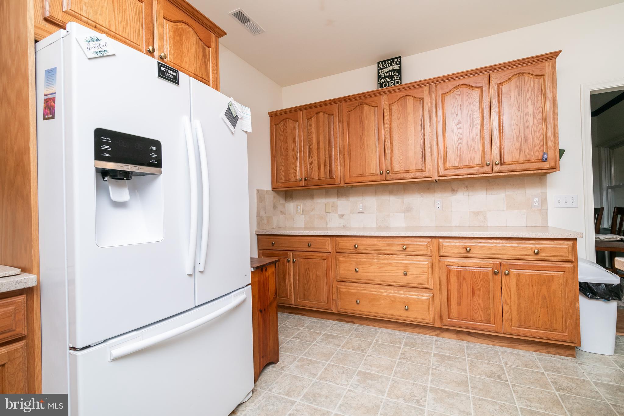 SHADY BROOK MANOR - Residential