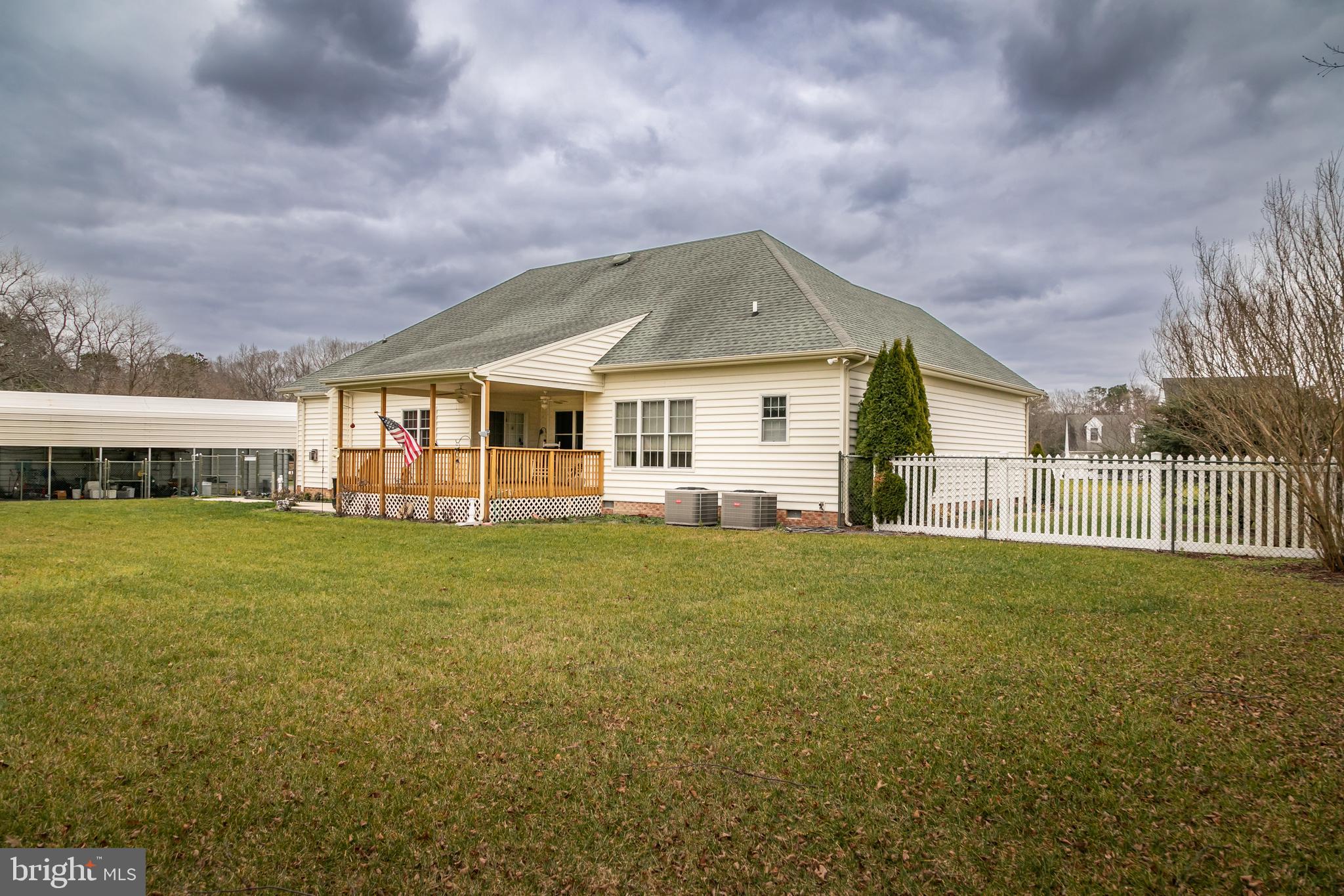 SHADY BROOK MANOR - Residential
