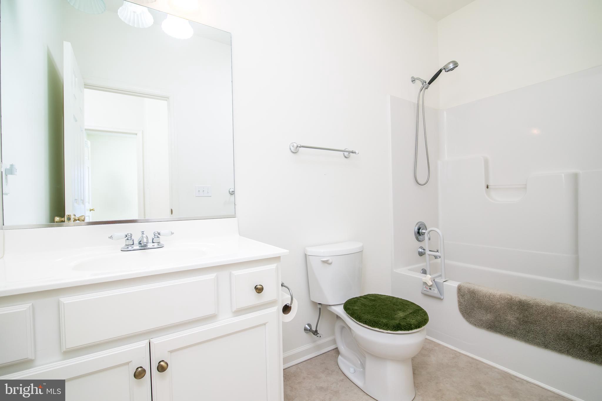 SHADY BROOK MANOR - Residential