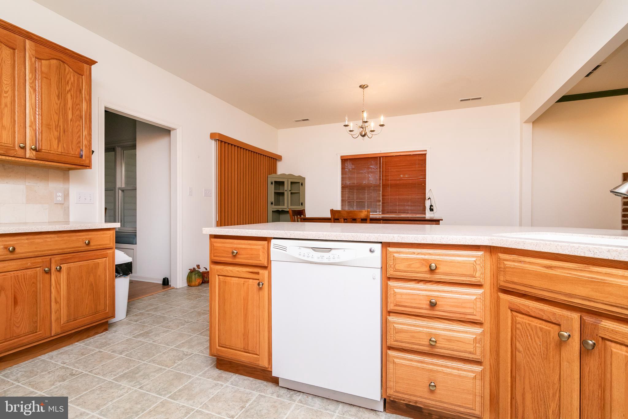 SHADY BROOK MANOR - Residential