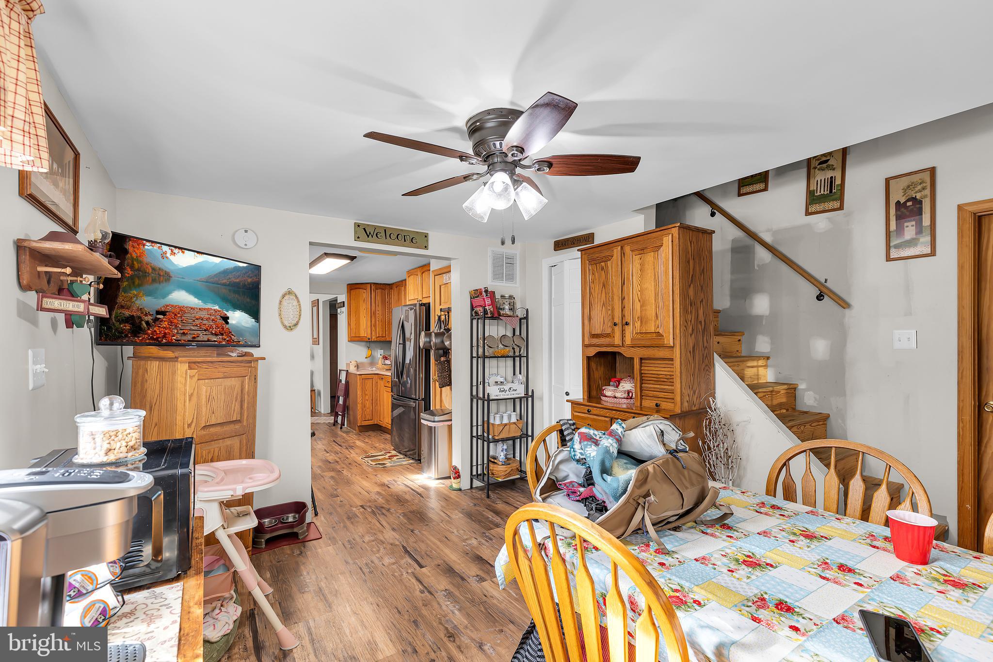 6418 HARTHORN AVENUE