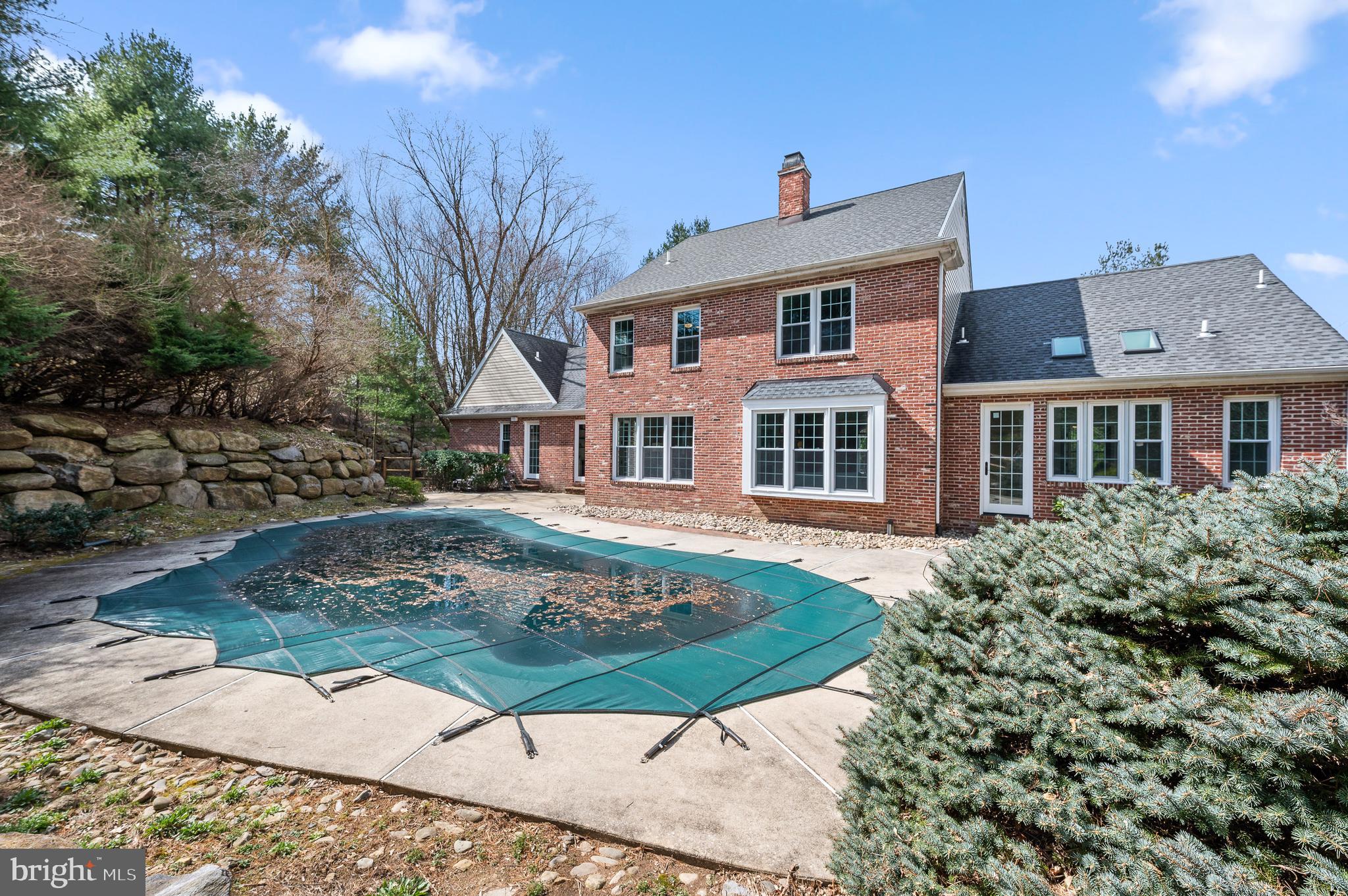 CANTER VILLAGE - Residential