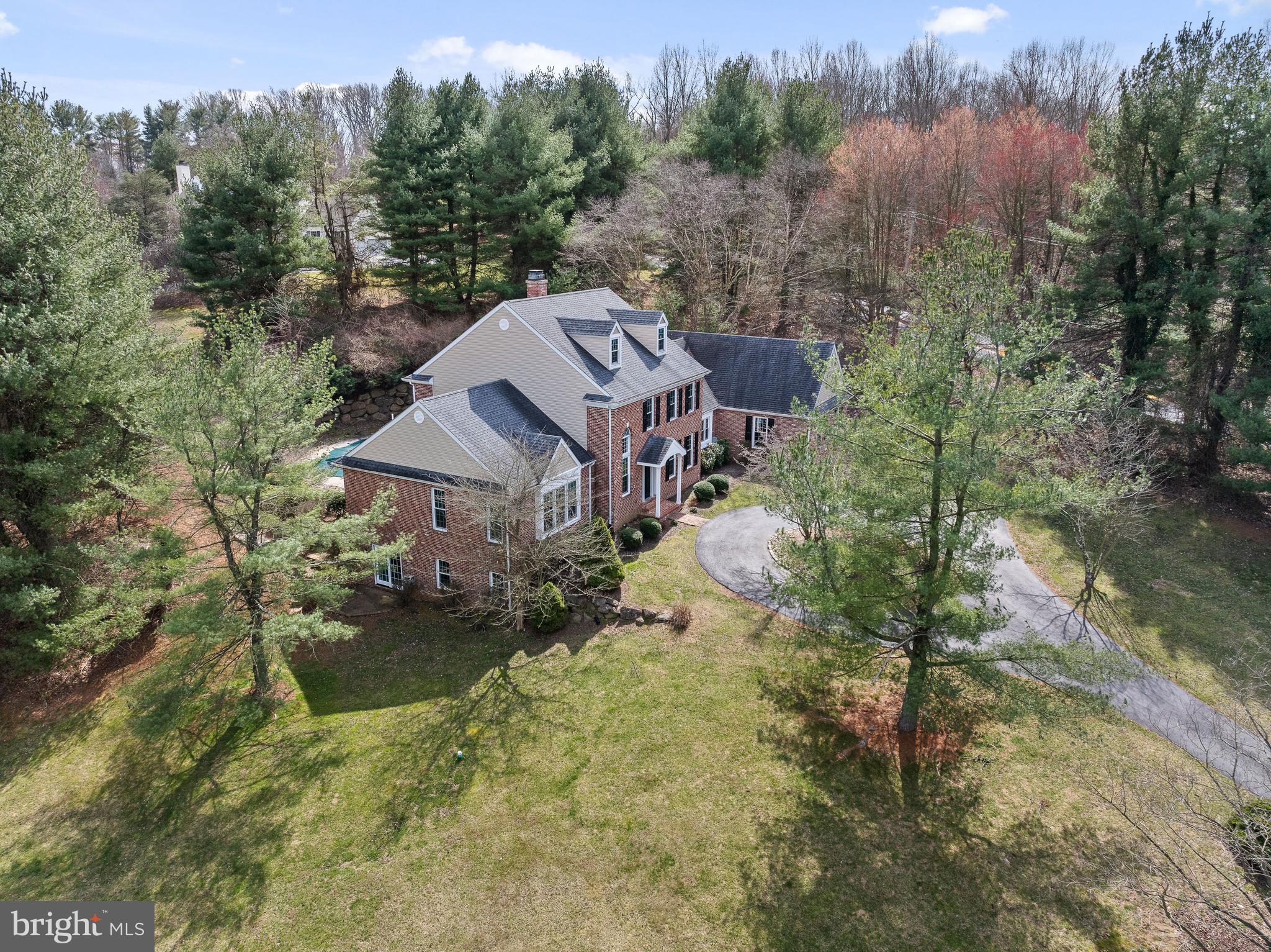 CANTER VILLAGE - Residential