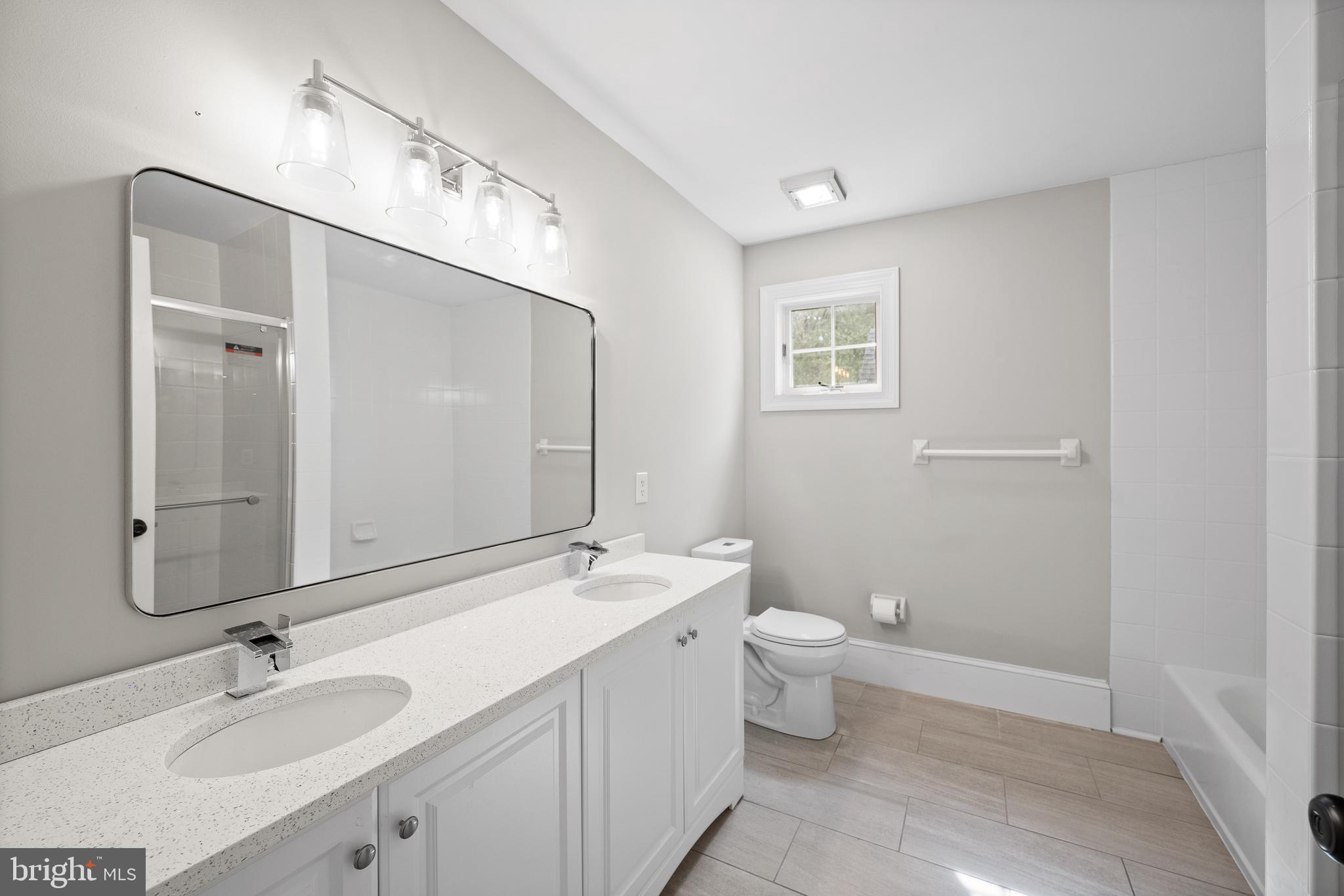 CANTER VILLAGE - Residential