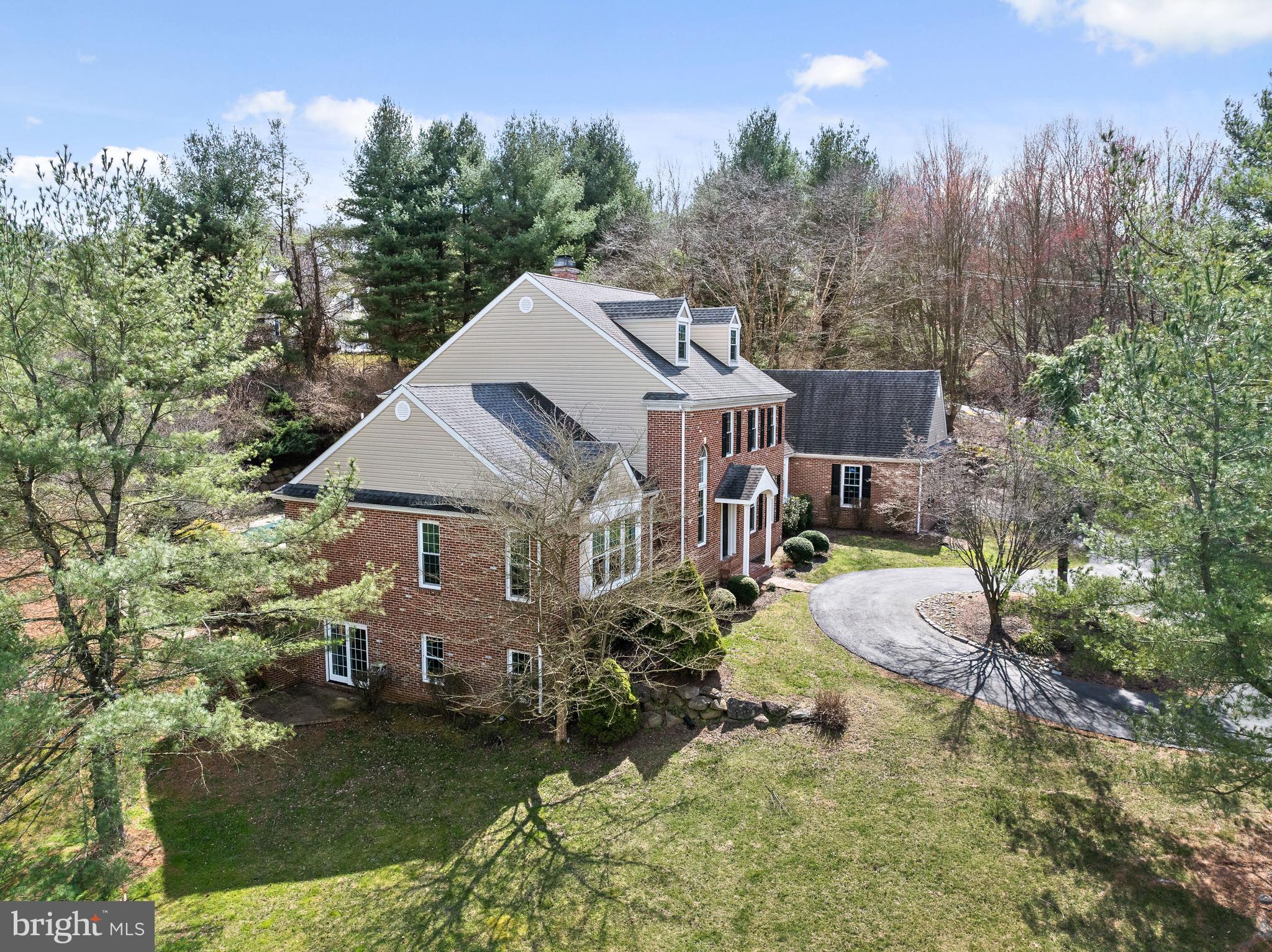 CANTER VILLAGE - Residential