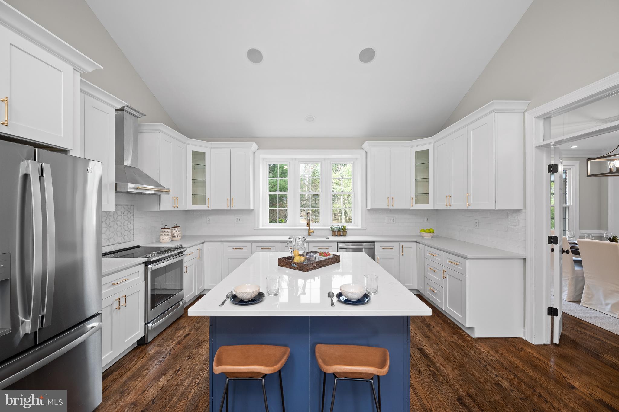 CANTER VILLAGE - Residential