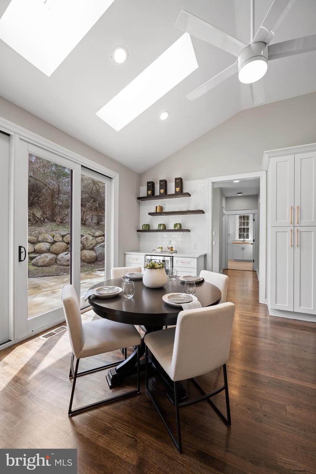 CANTER VILLAGE - Residential