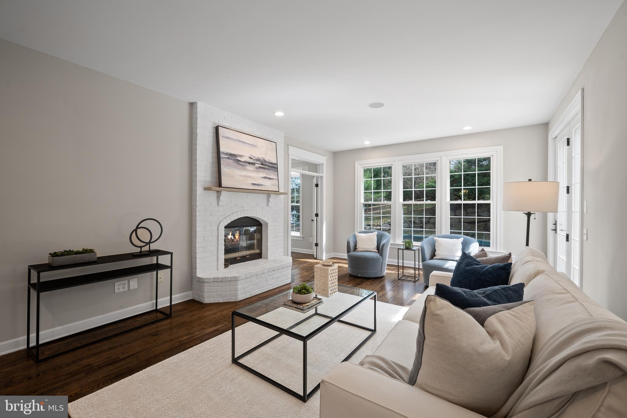 CANTER VILLAGE - Residential