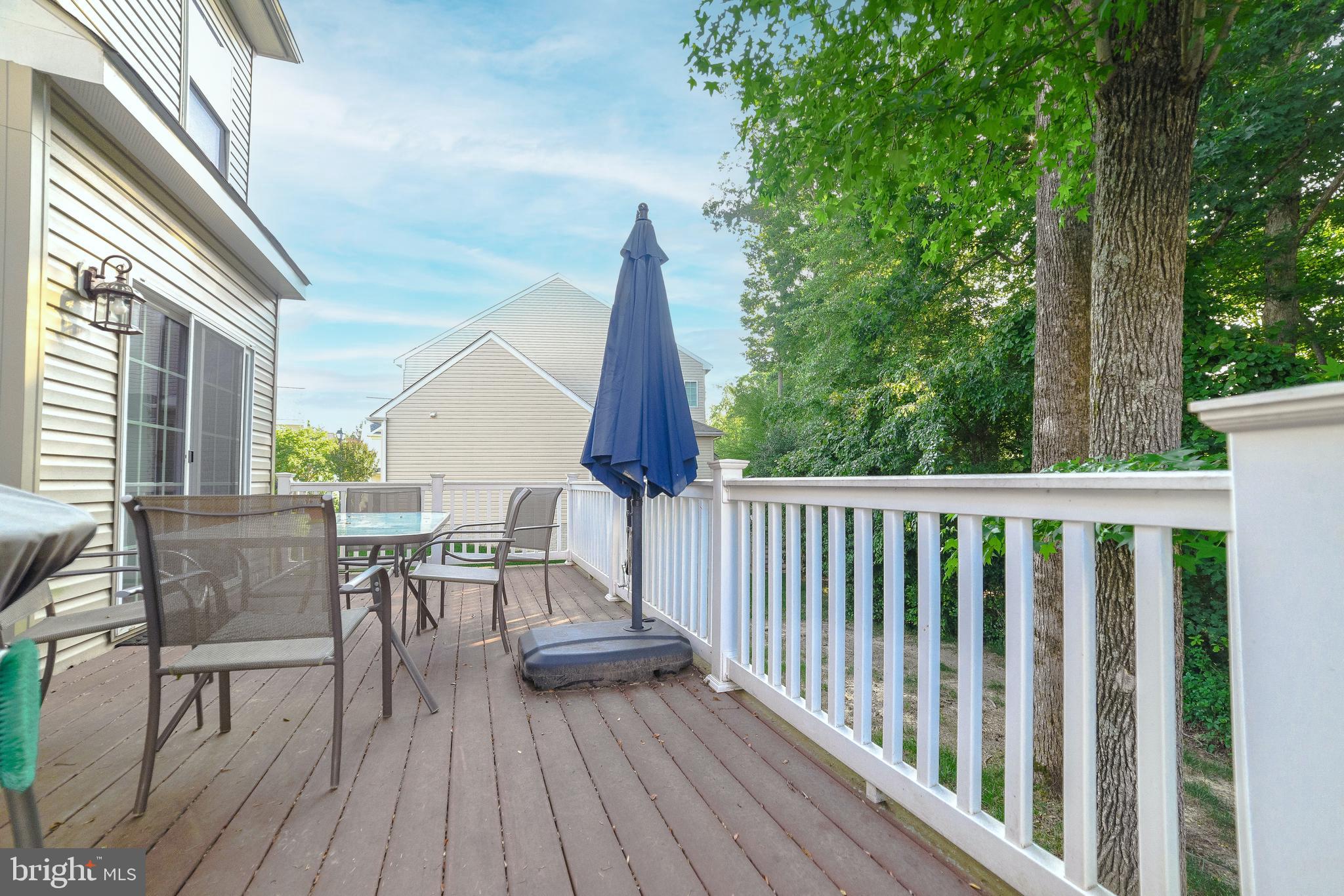 PRIMROSE PARK - Residential Lease