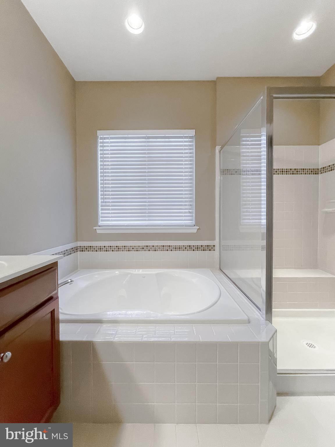 PRIMROSE PARK - Residential Lease