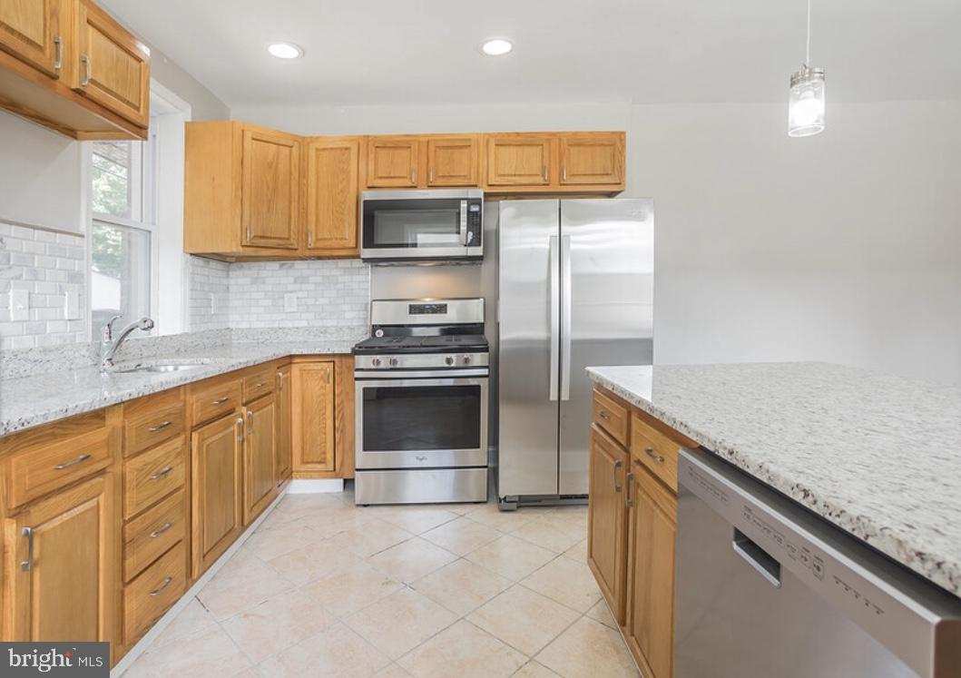 GERMANTOWN (EAST) - Residential