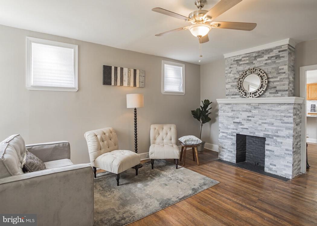 GERMANTOWN (EAST) - Residential