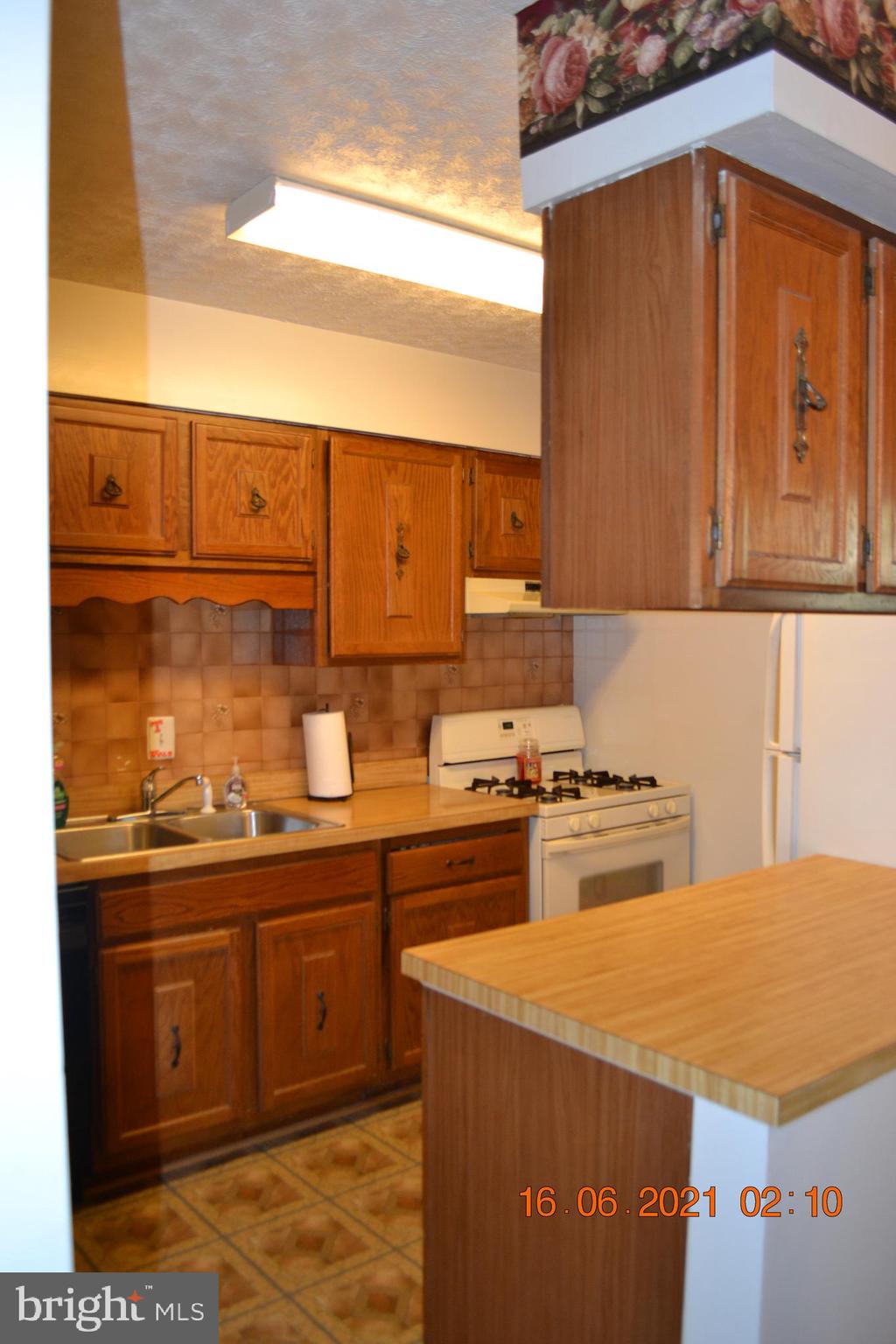 EMBERDALE - Residential