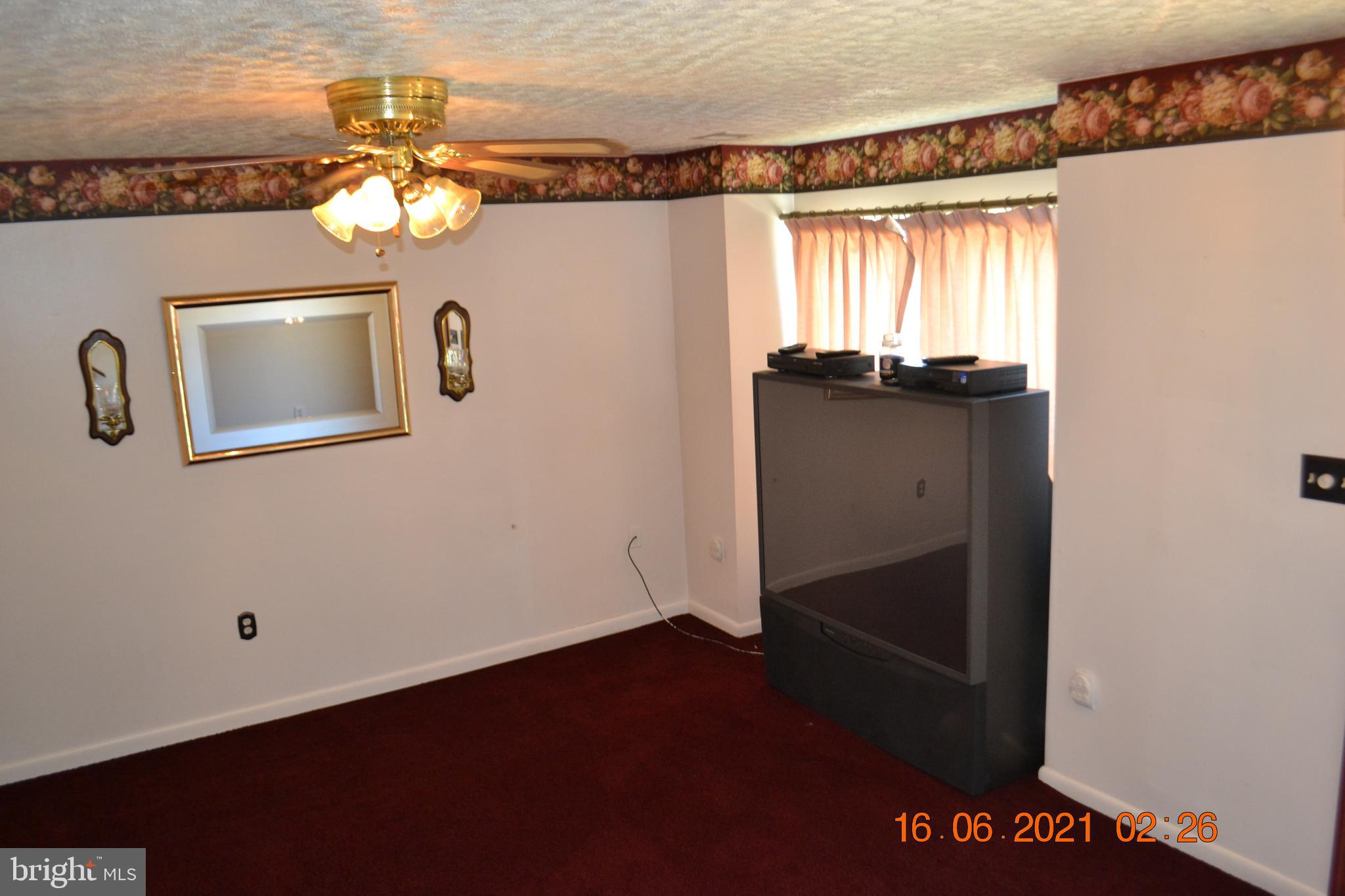 EMBERDALE - Residential