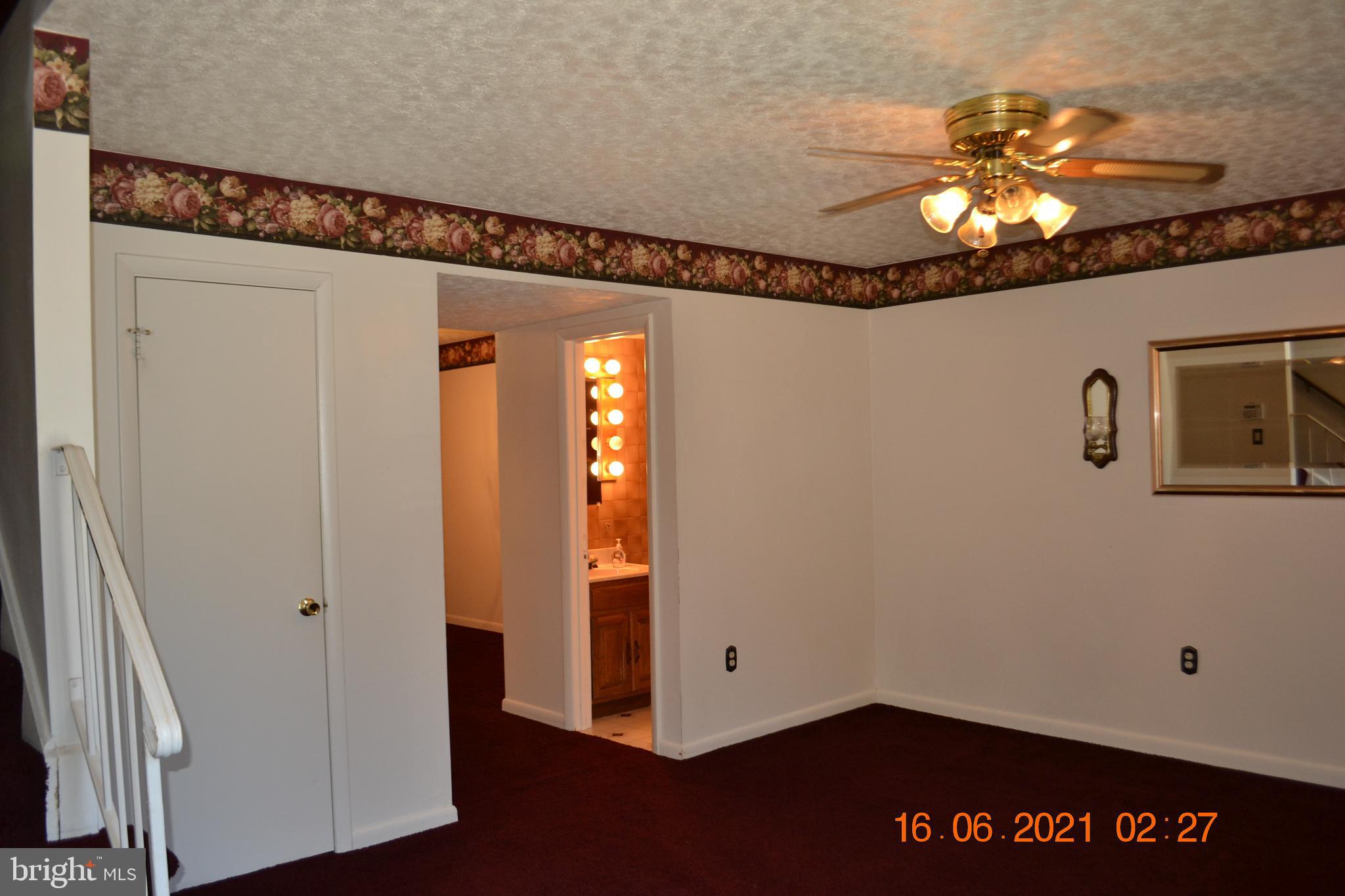 EMBERDALE - Residential