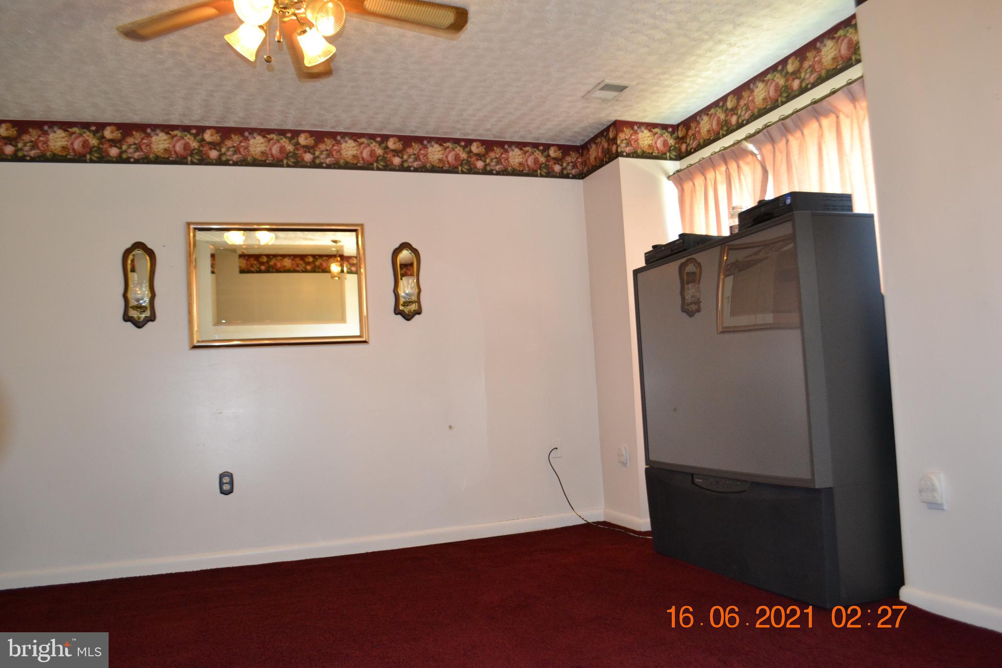 EMBERDALE - Residential